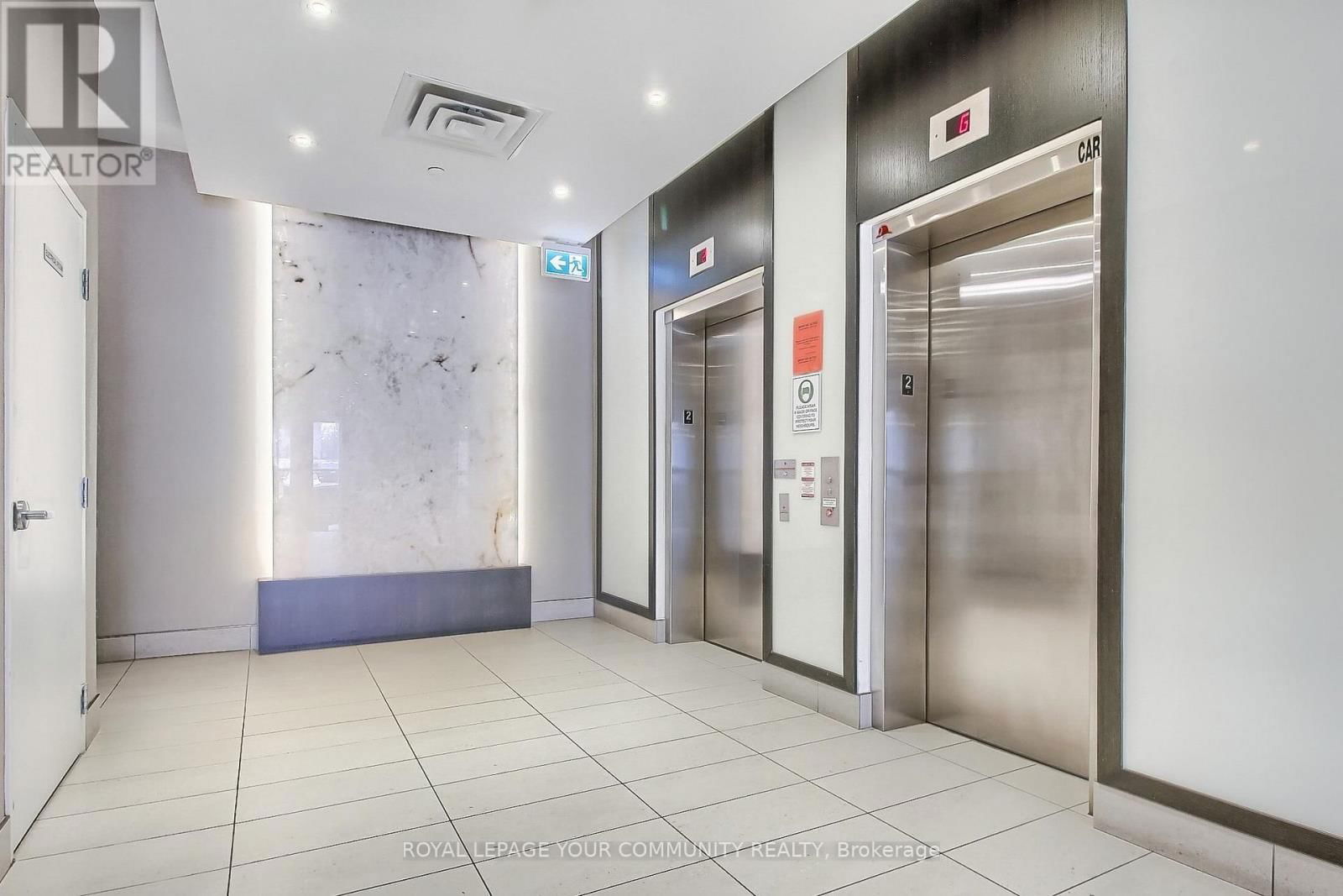 702B - 15277 YONGE STREET Image 7