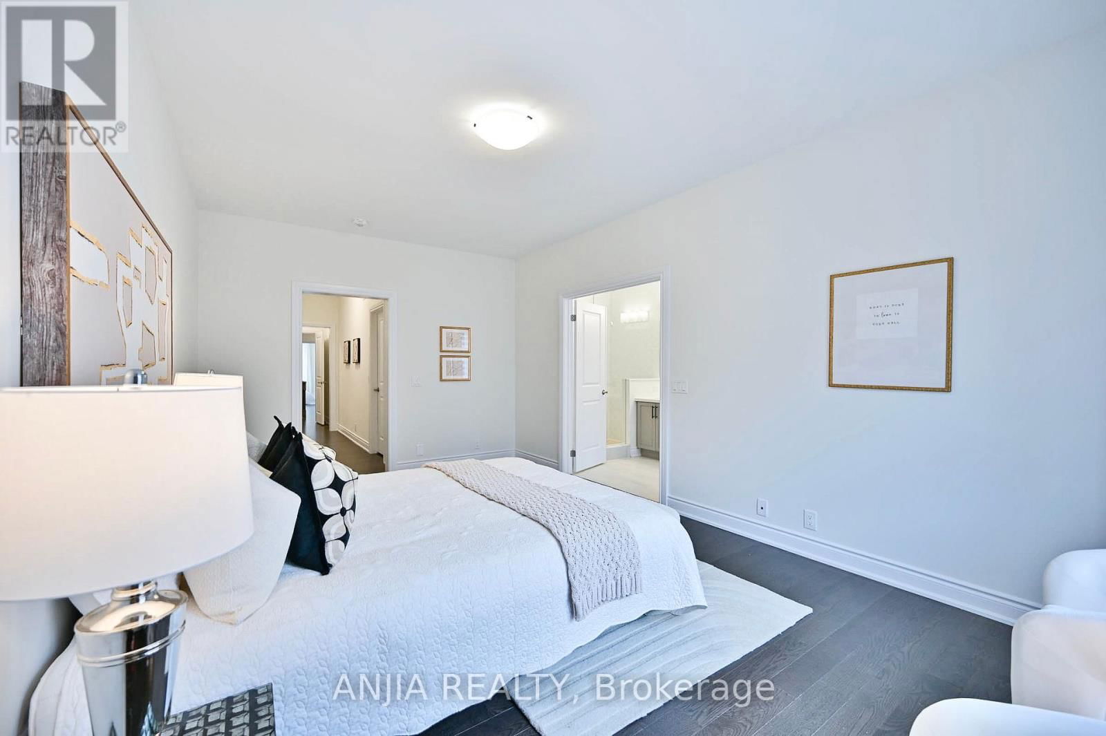 19 YORK DOWNS BOULEVARD Image 23