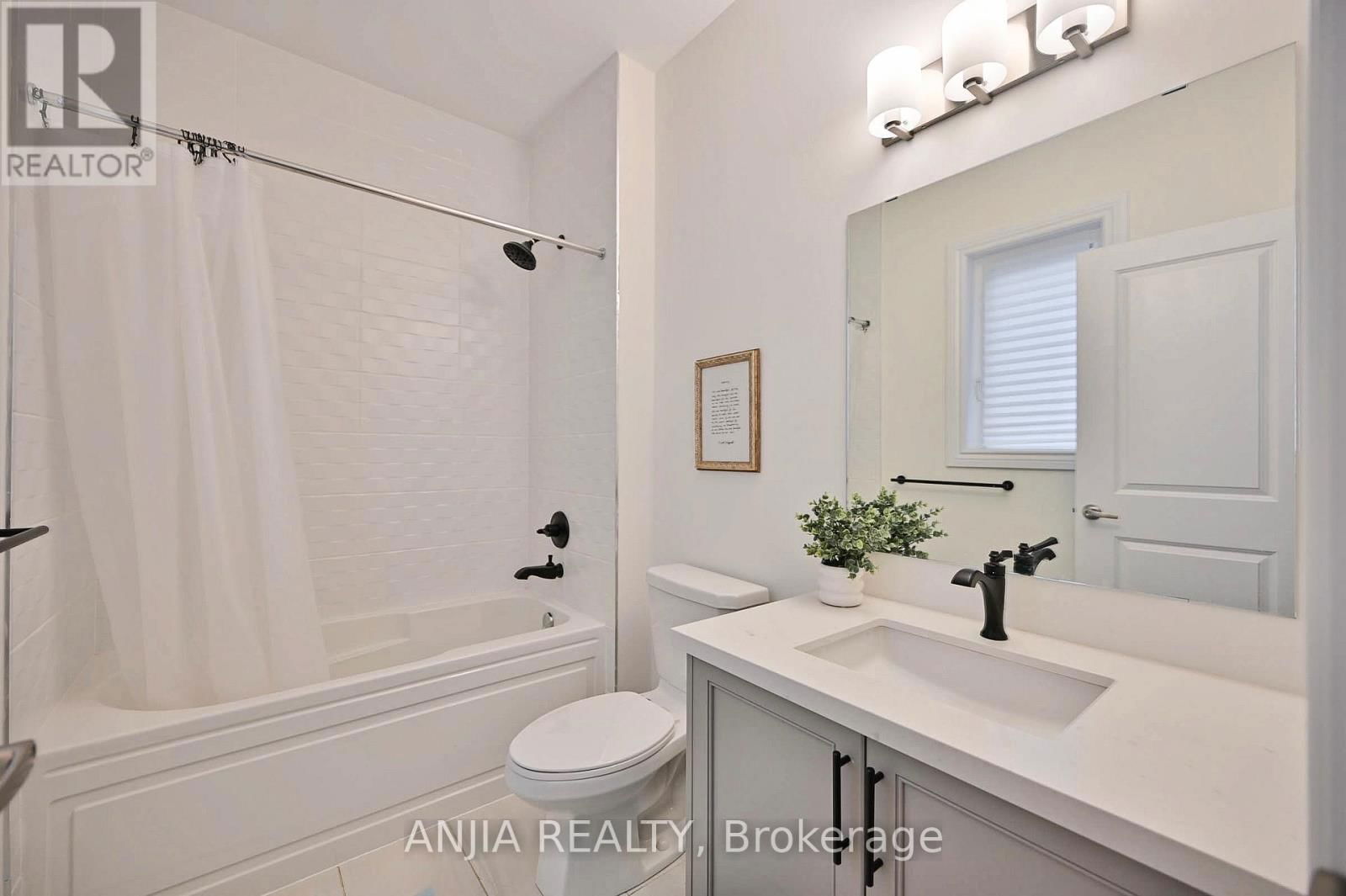 19 YORK DOWNS BOULEVARD Image 29