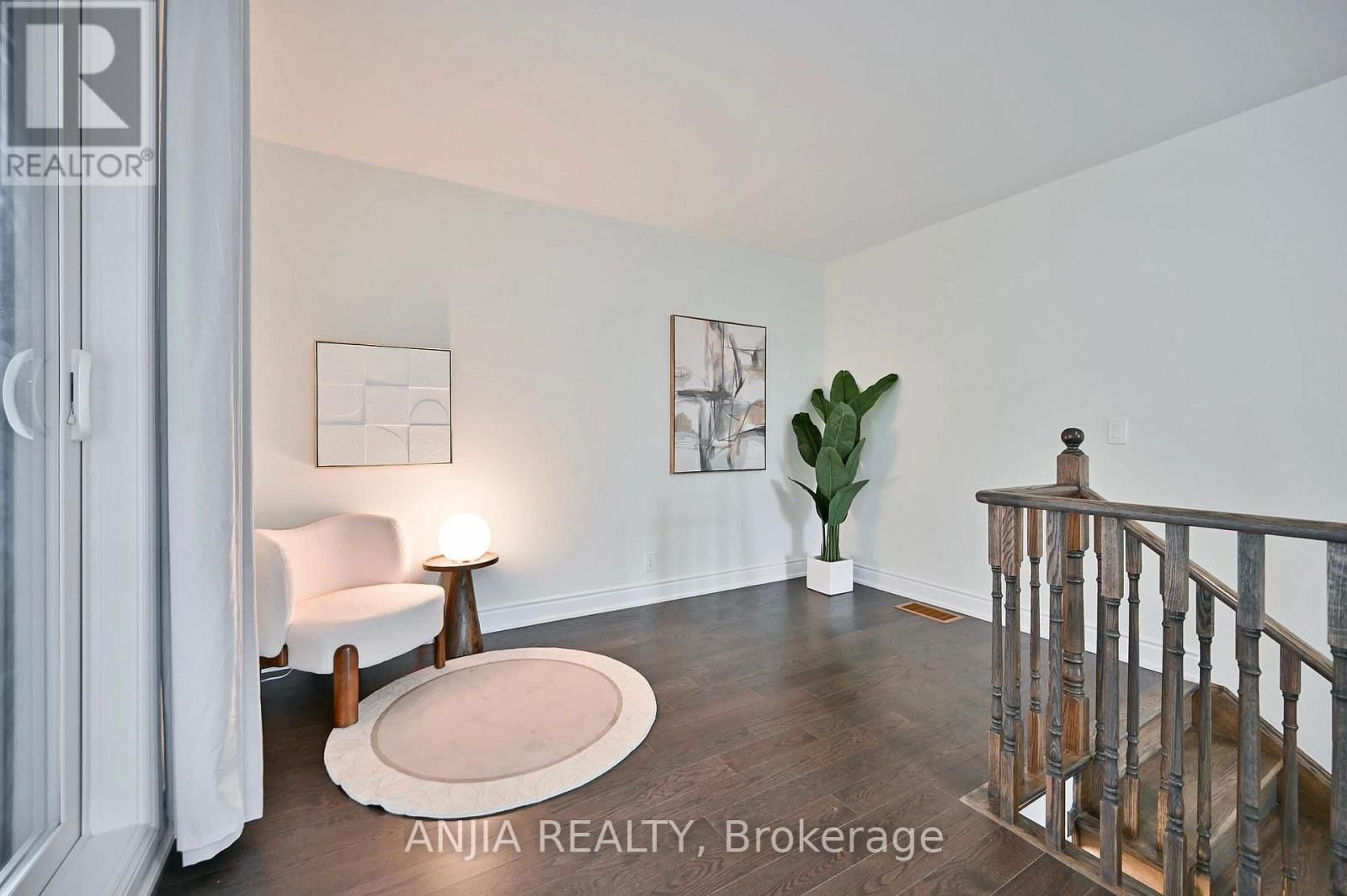 19 YORK DOWNS BOULEVARD Image 39