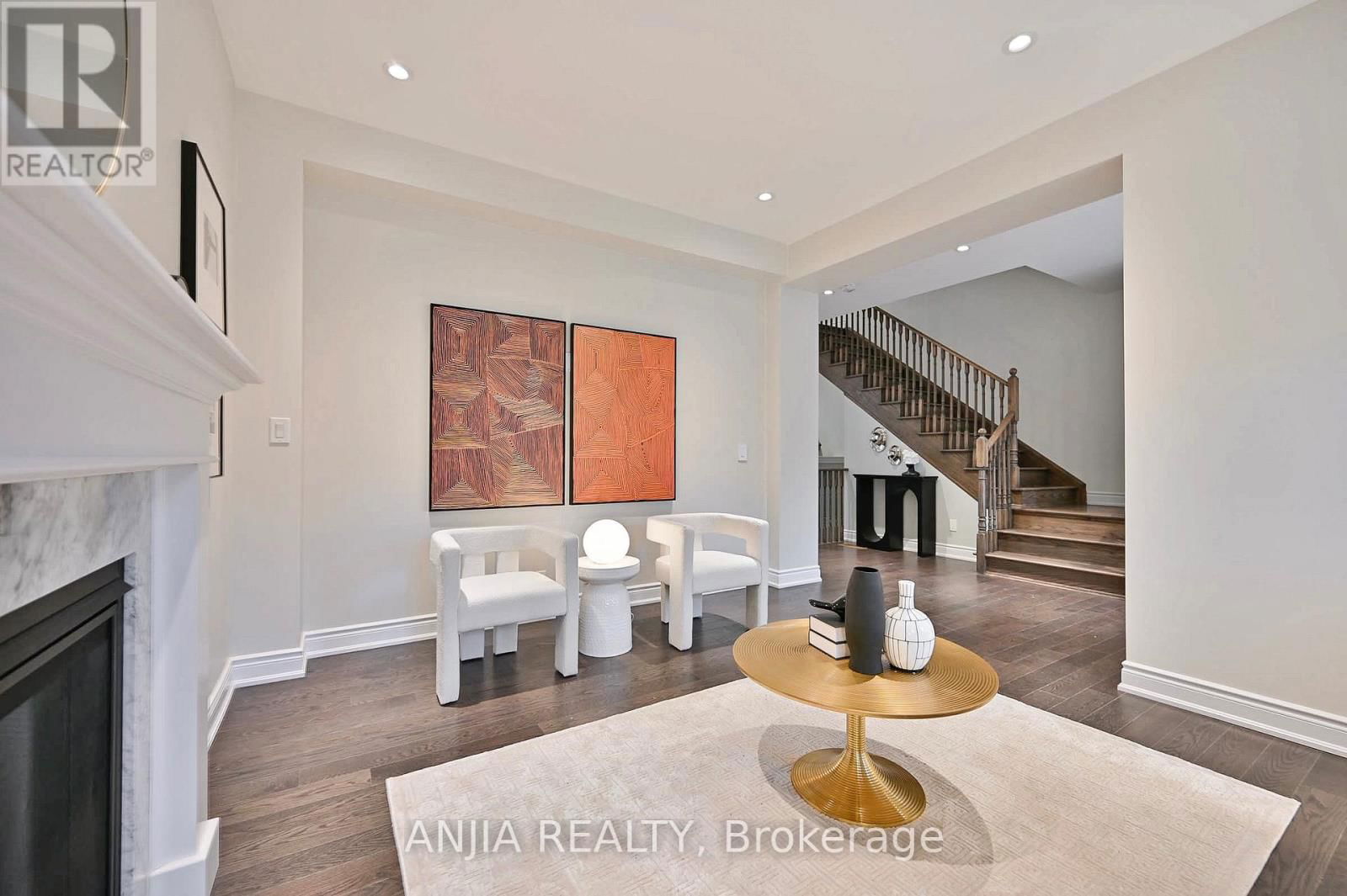 19 YORK DOWNS BOULEVARD Image 7
