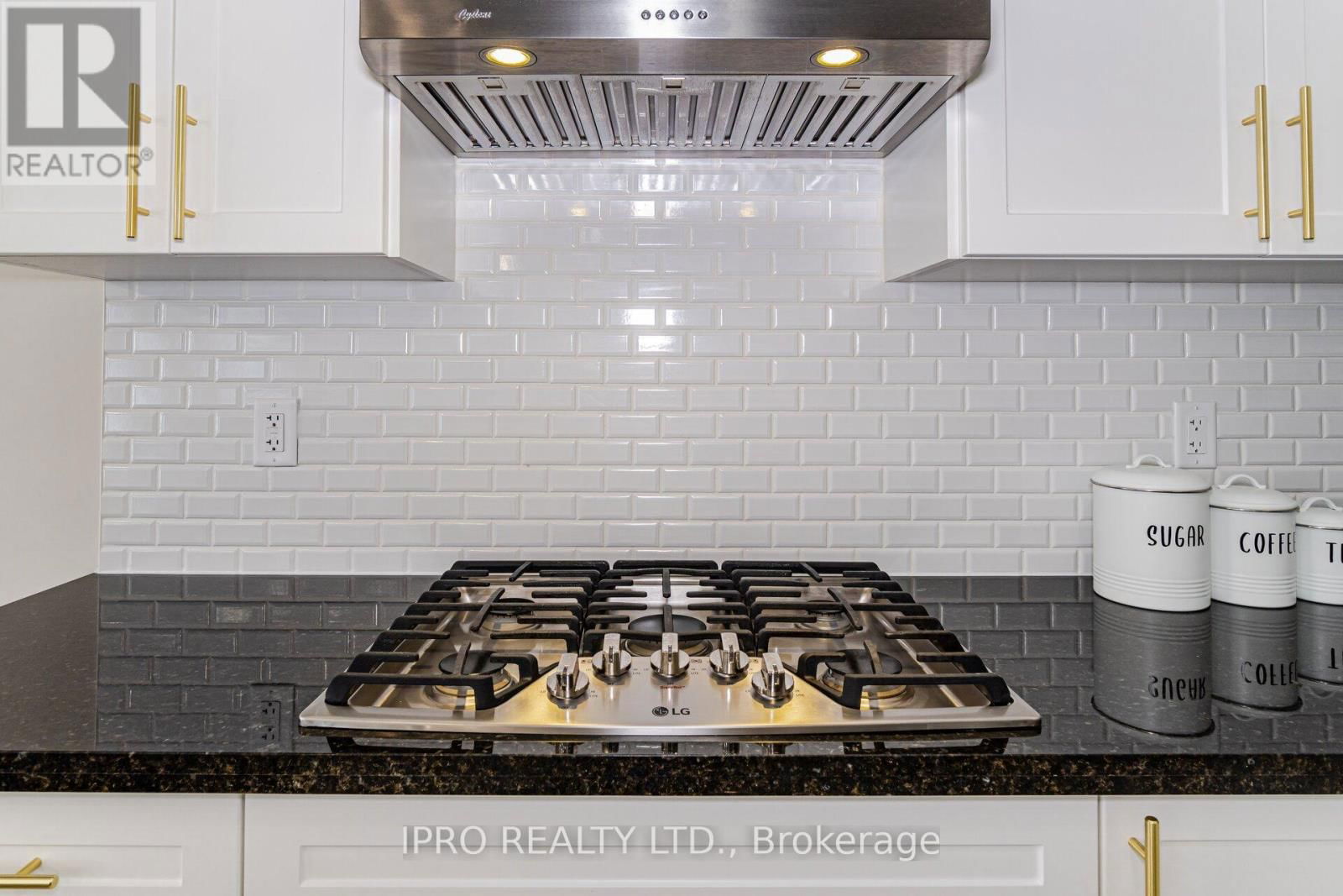 95 KENNEDY BOULEVARD Image 17