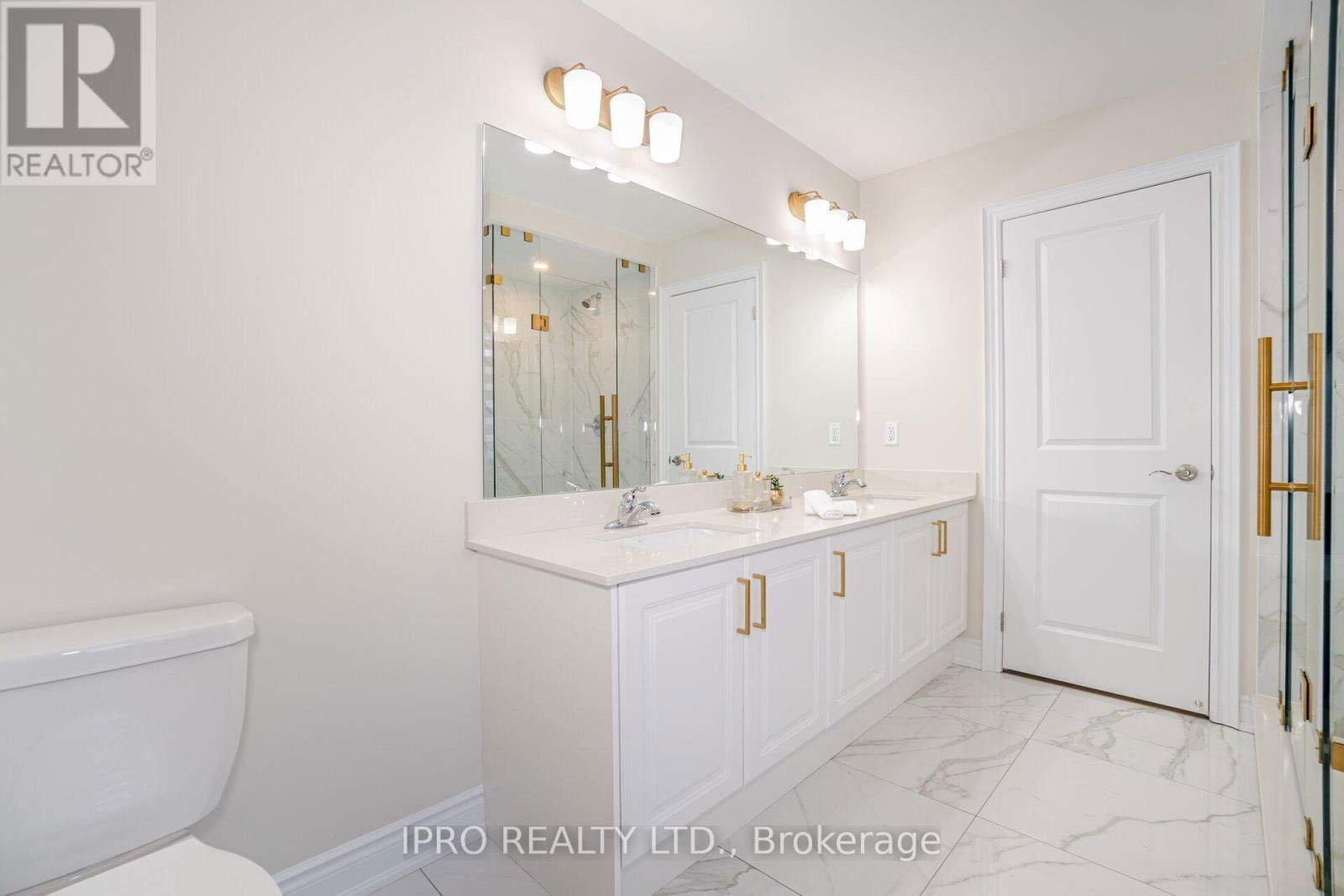 95 KENNEDY BOULEVARD Image 29