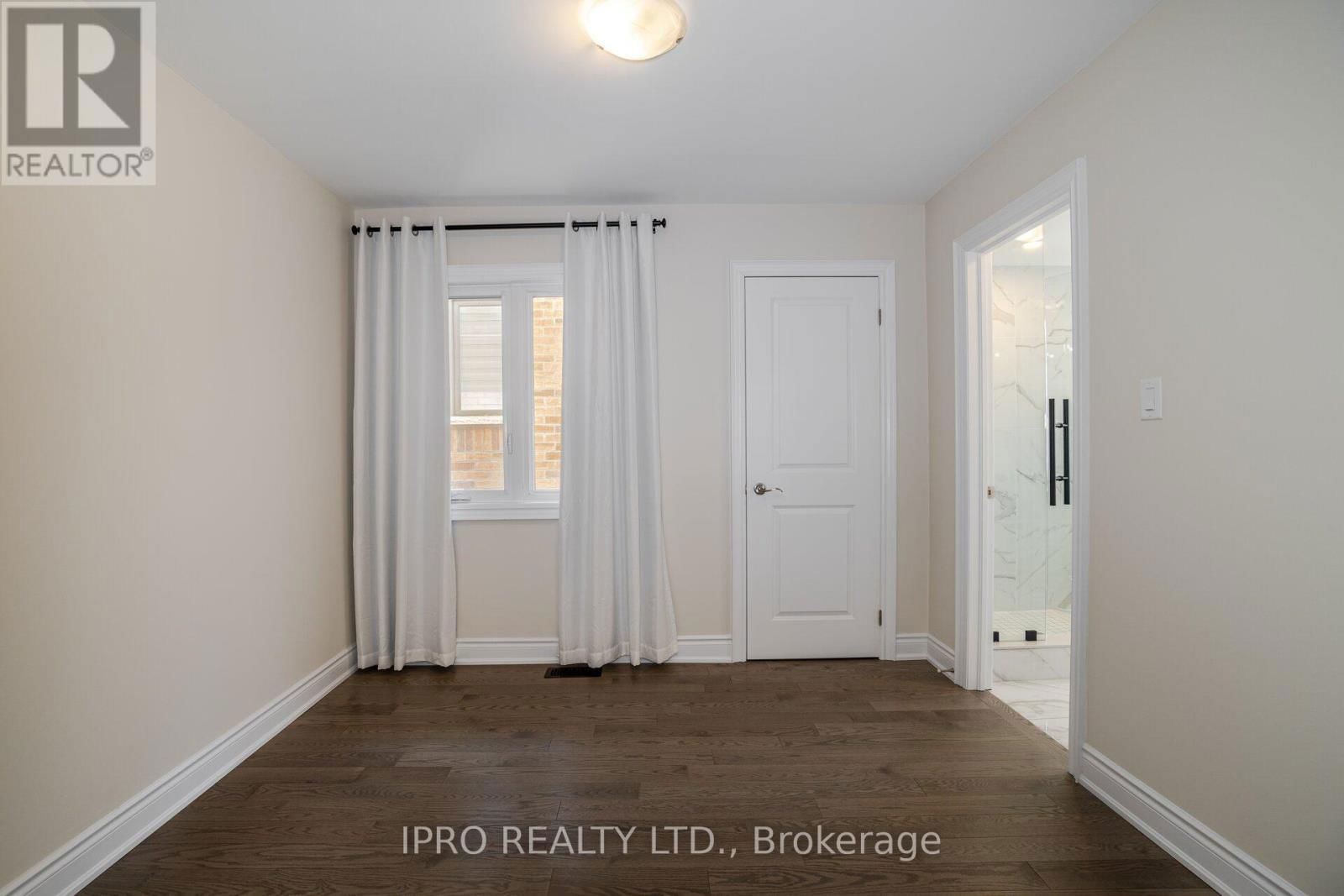 95 KENNEDY BOULEVARD Image 34