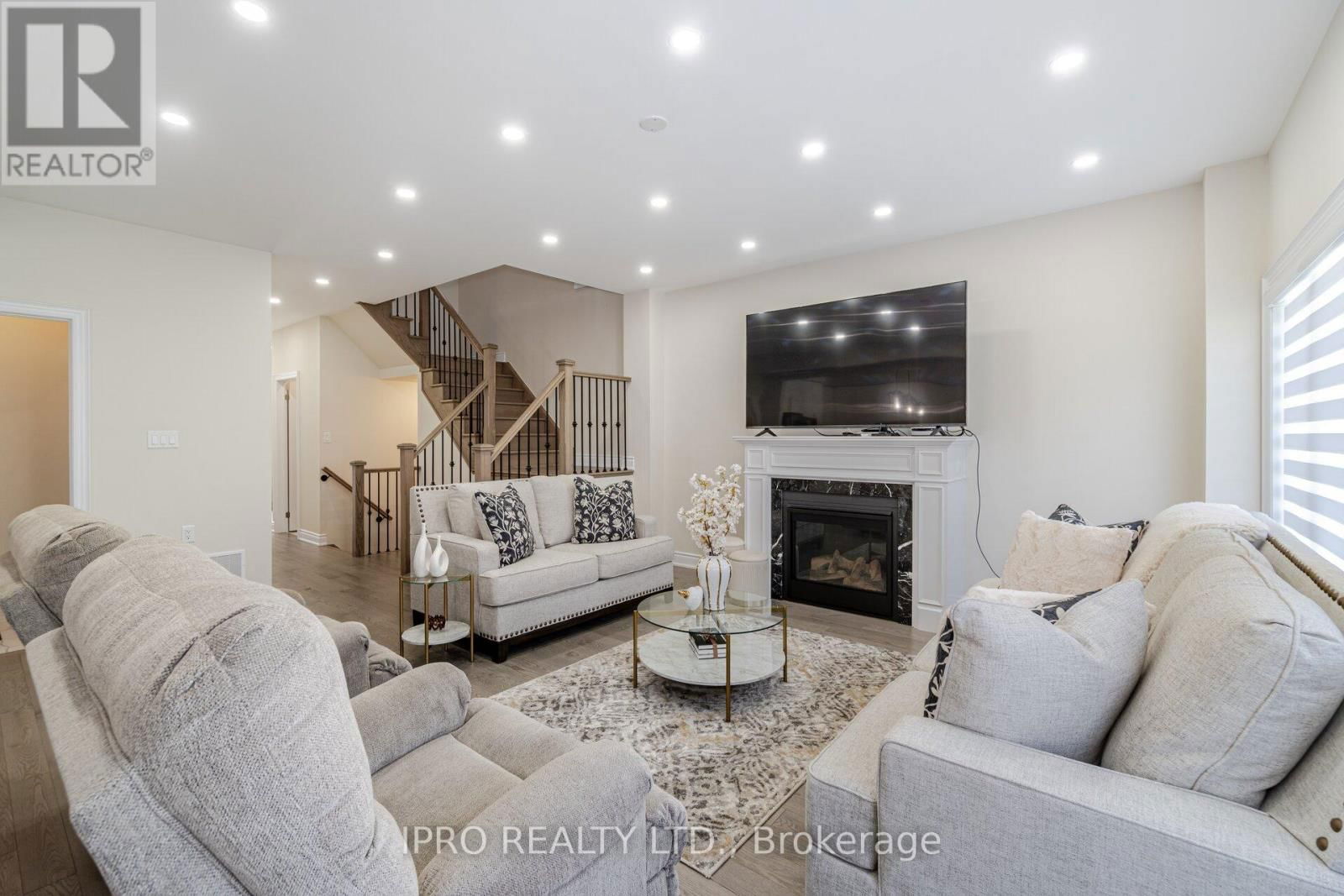 95 KENNEDY BOULEVARD Image 7