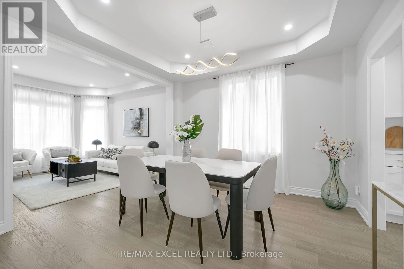 15 HAWKSBURY ROAD Image 13
