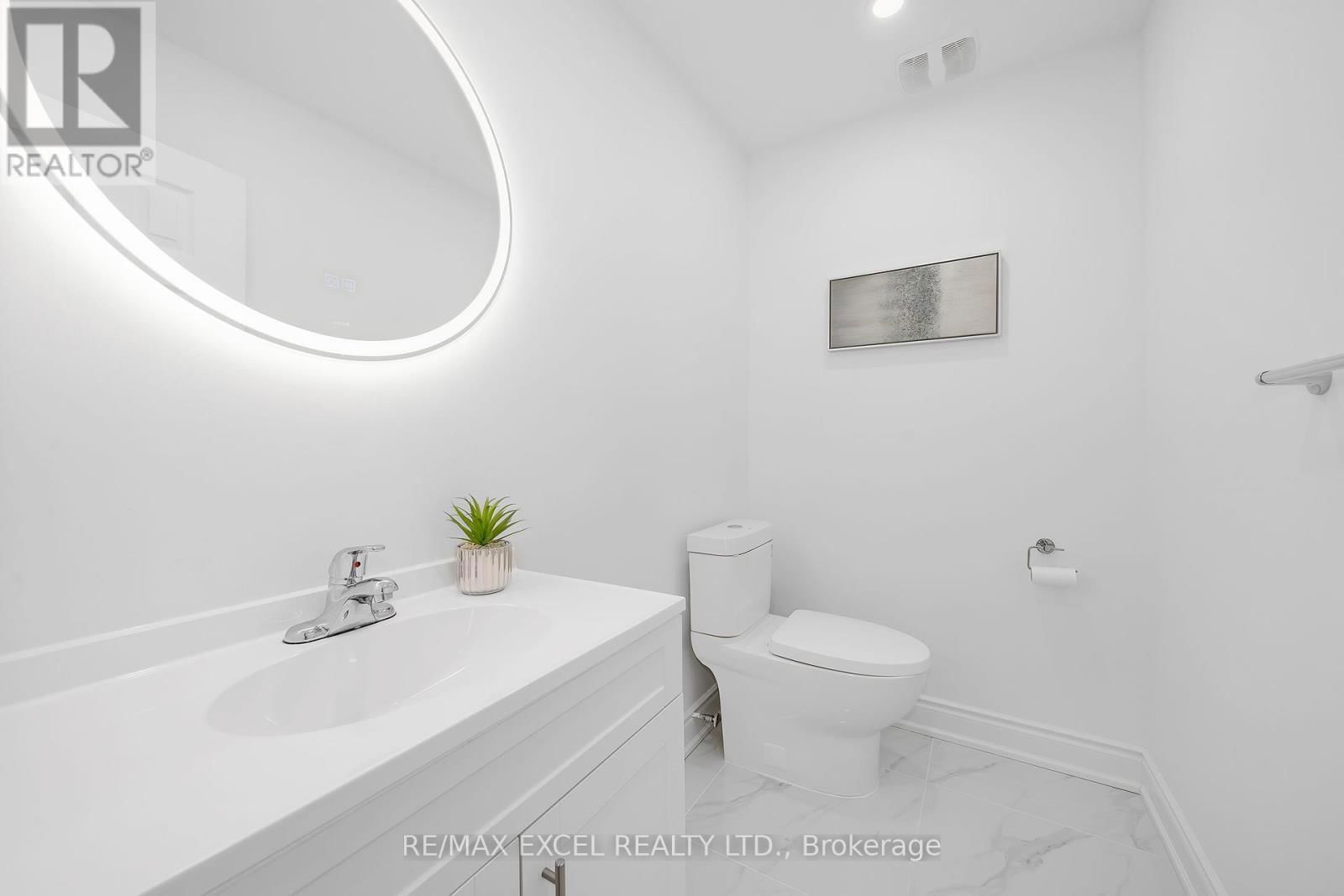 15 HAWKSBURY ROAD Image 25