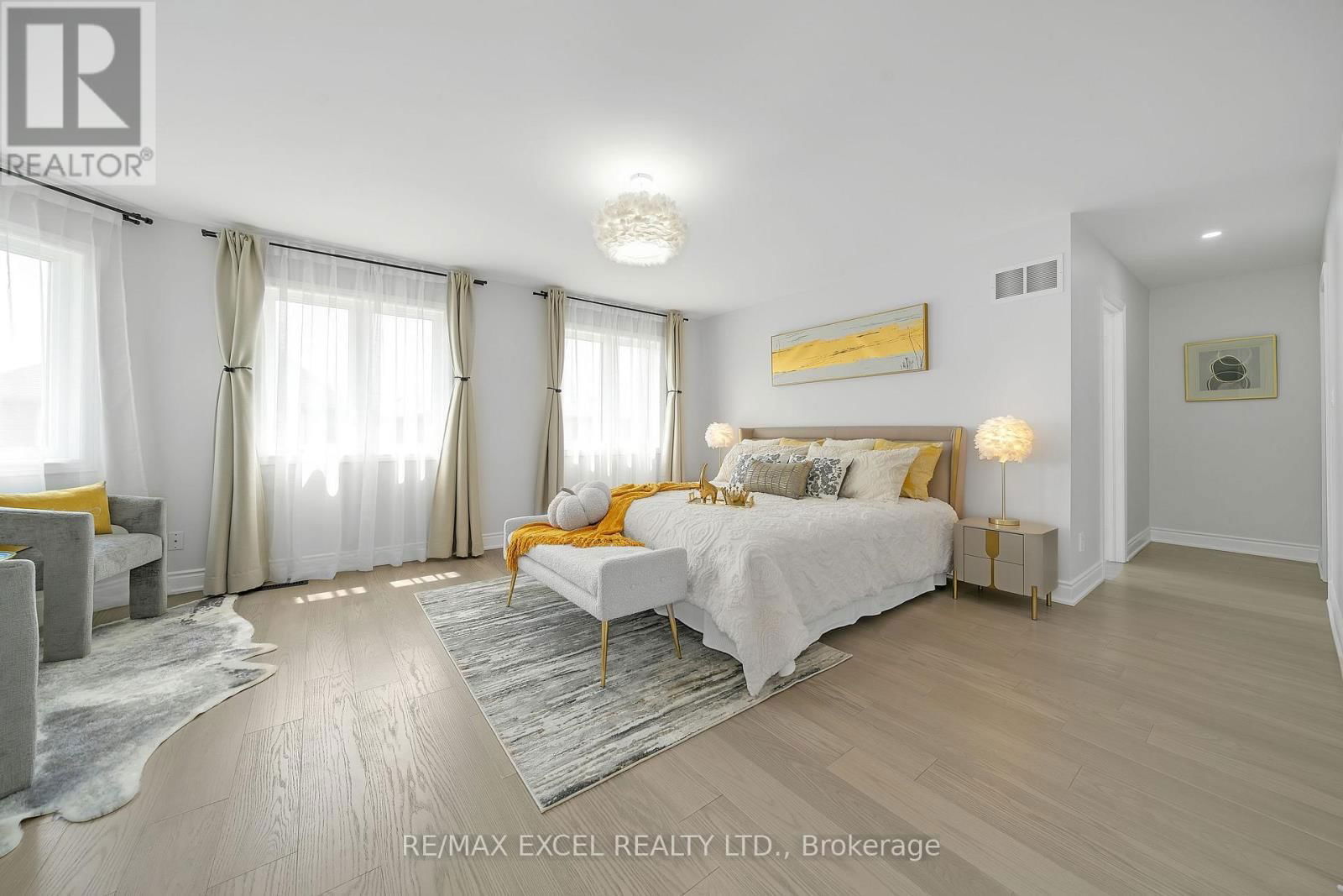 15 HAWKSBURY ROAD Image 29