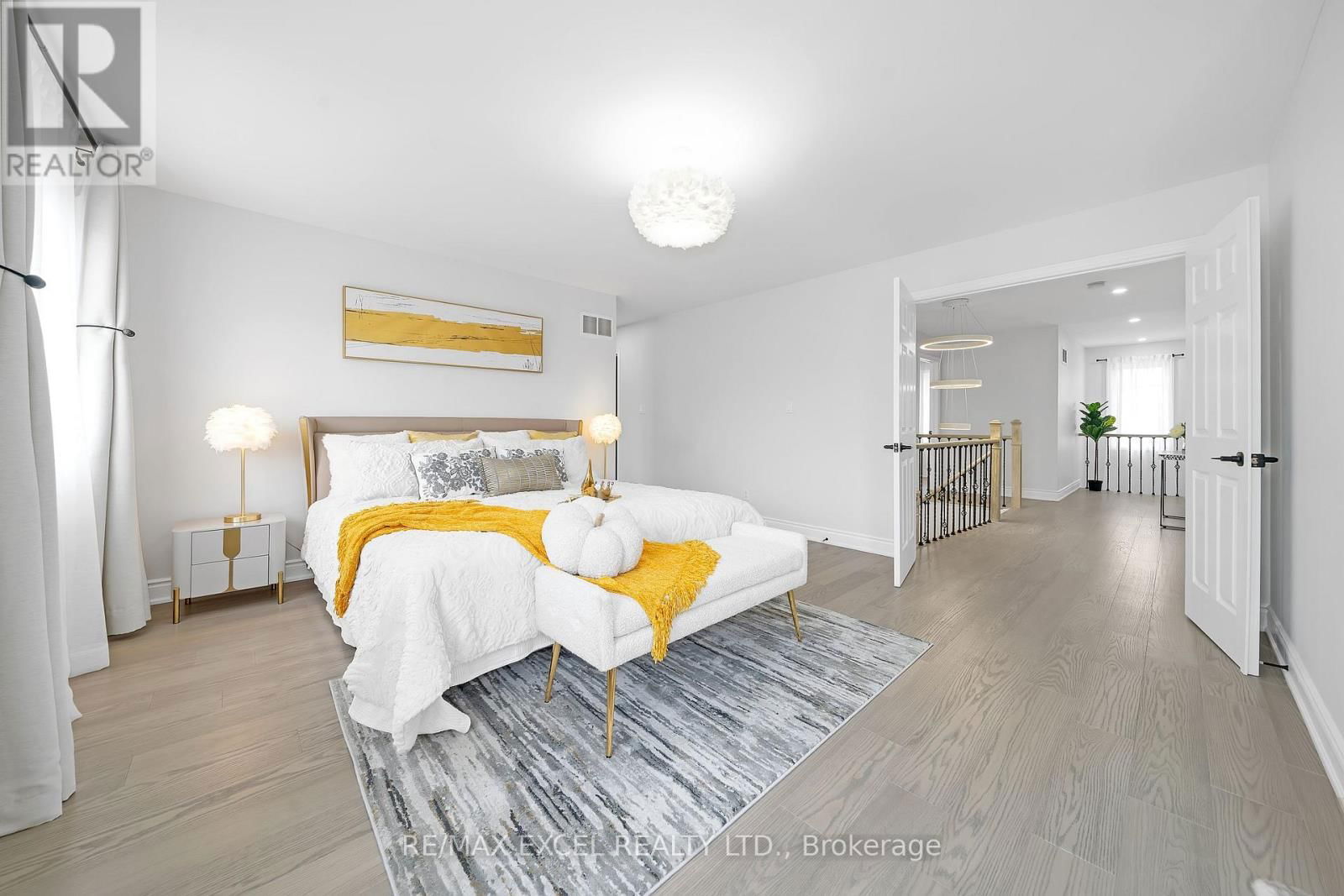 15 HAWKSBURY ROAD Image 31