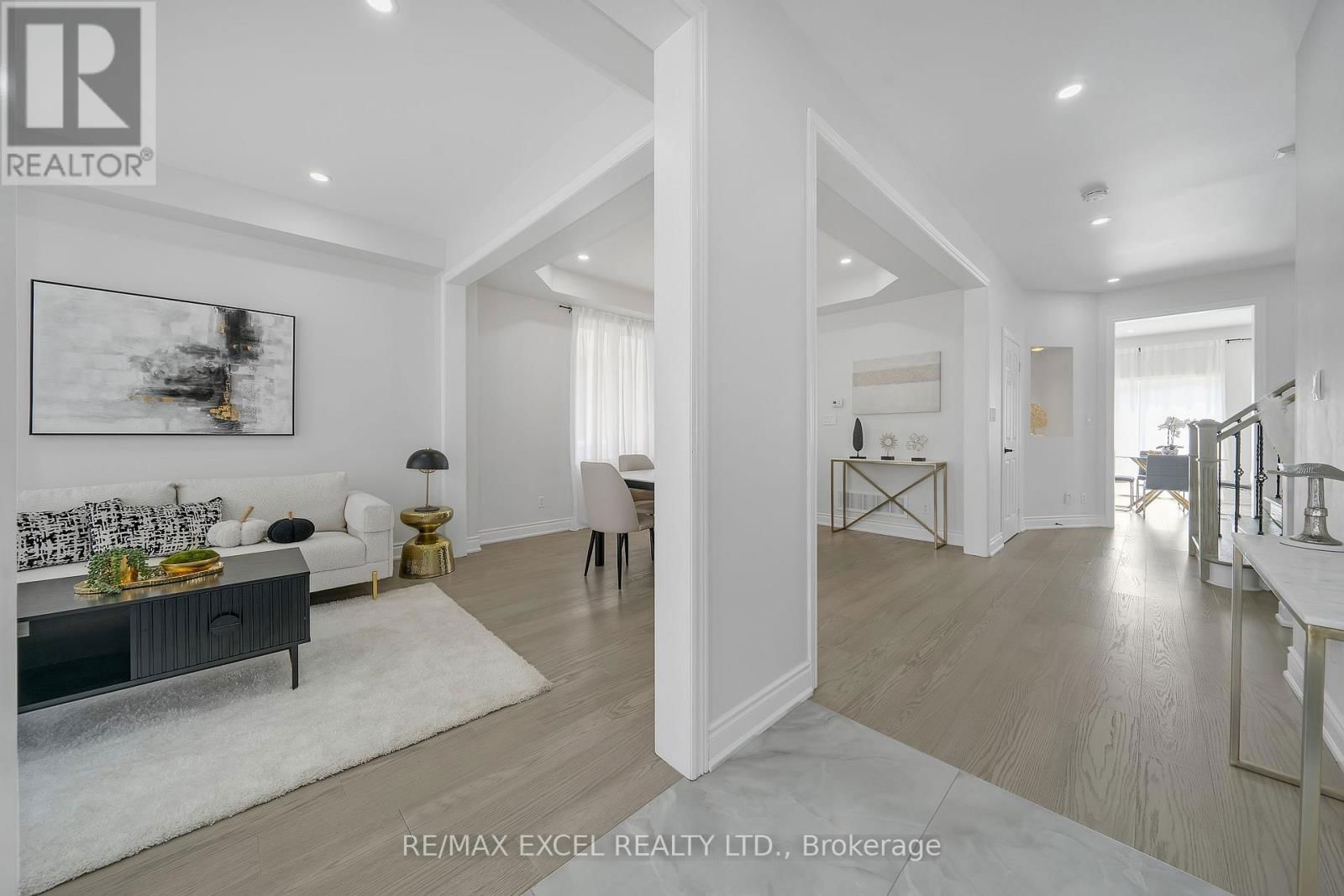 15 HAWKSBURY ROAD Image 7