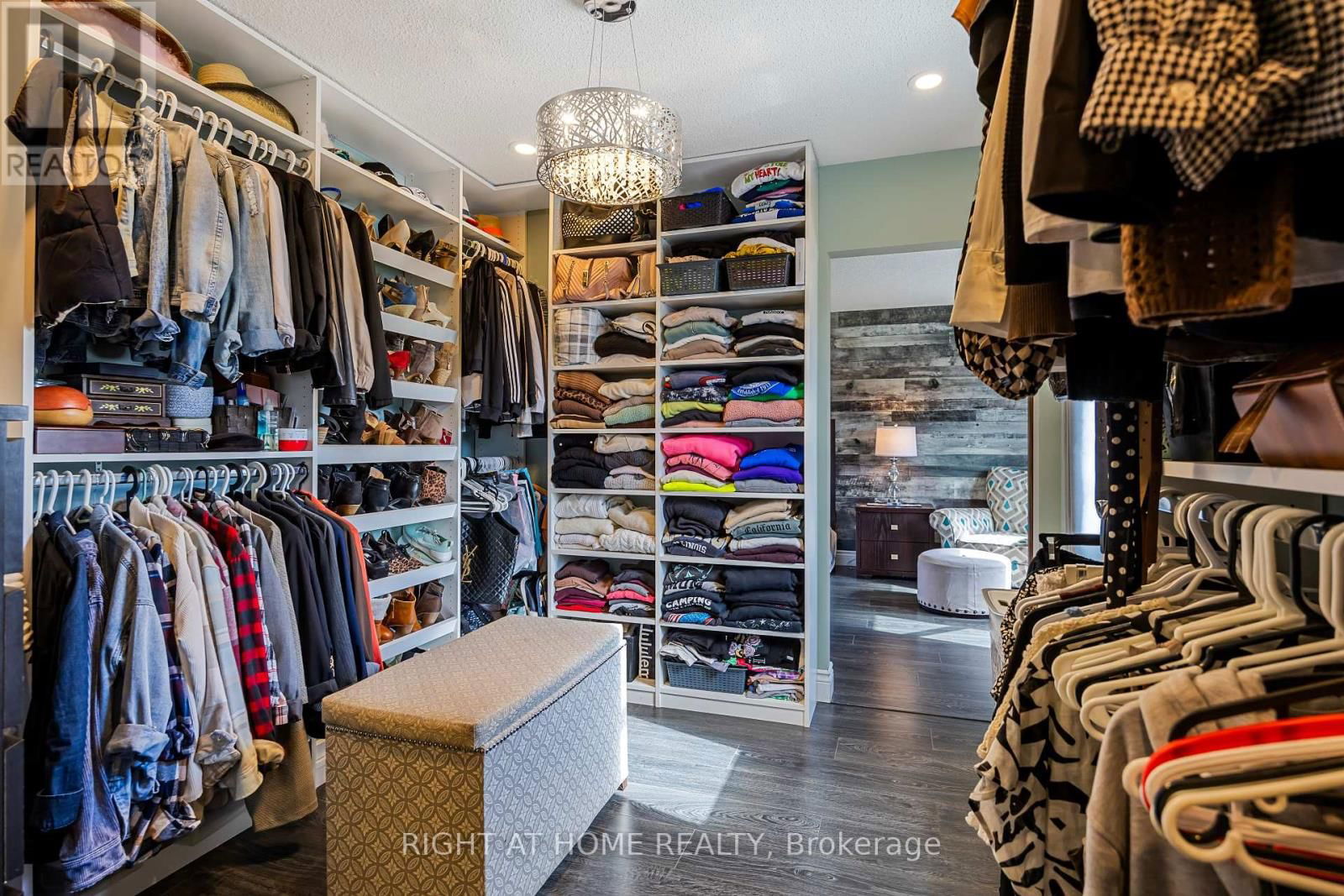1057 VANCE CRESCENT Image 27