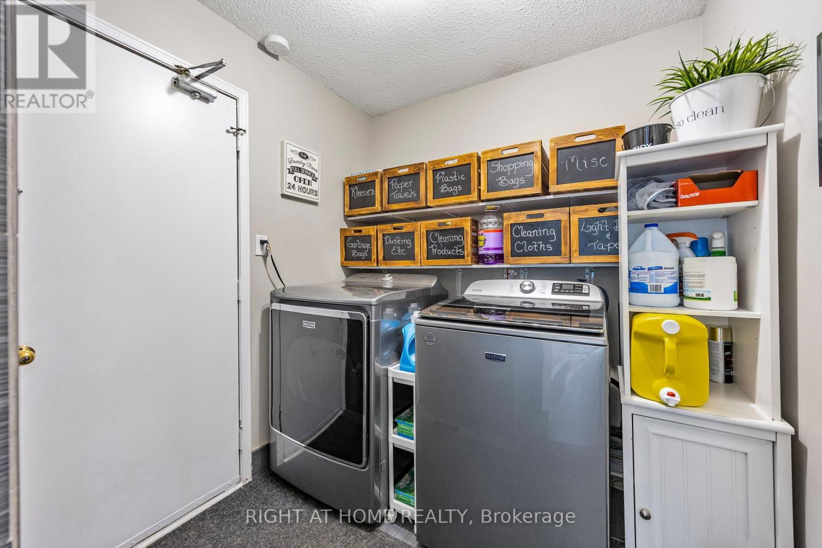 1057 VANCE CRESCENT Image 30