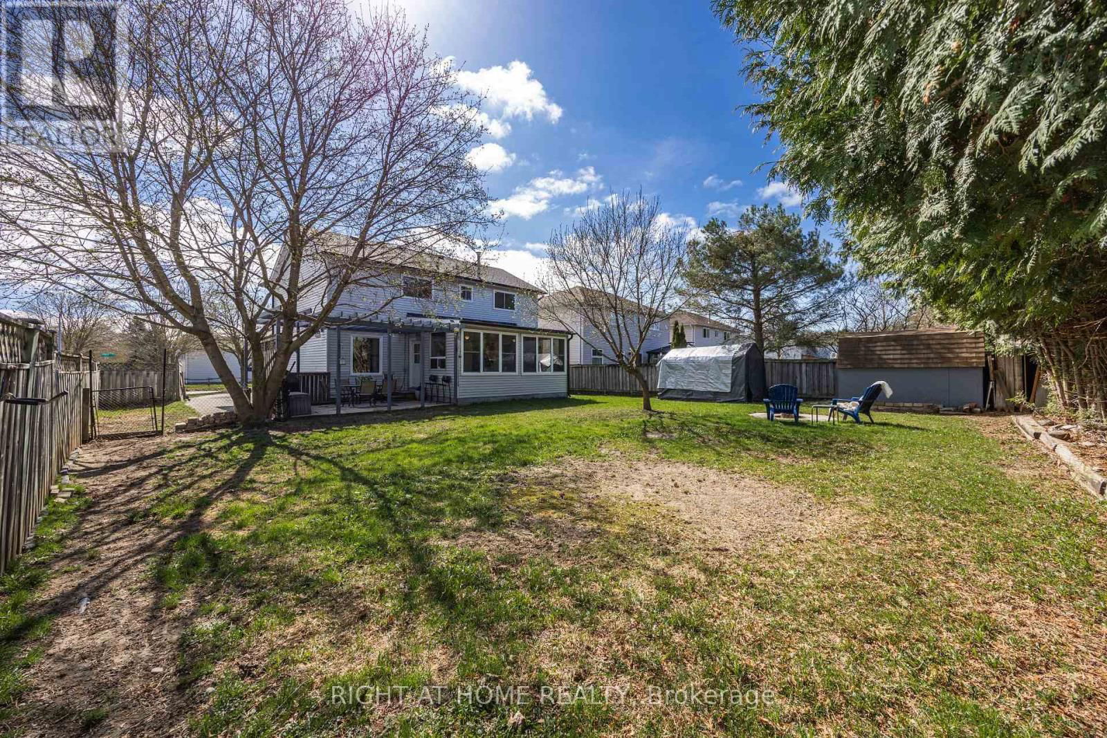1057 VANCE CRESCENT Image 34