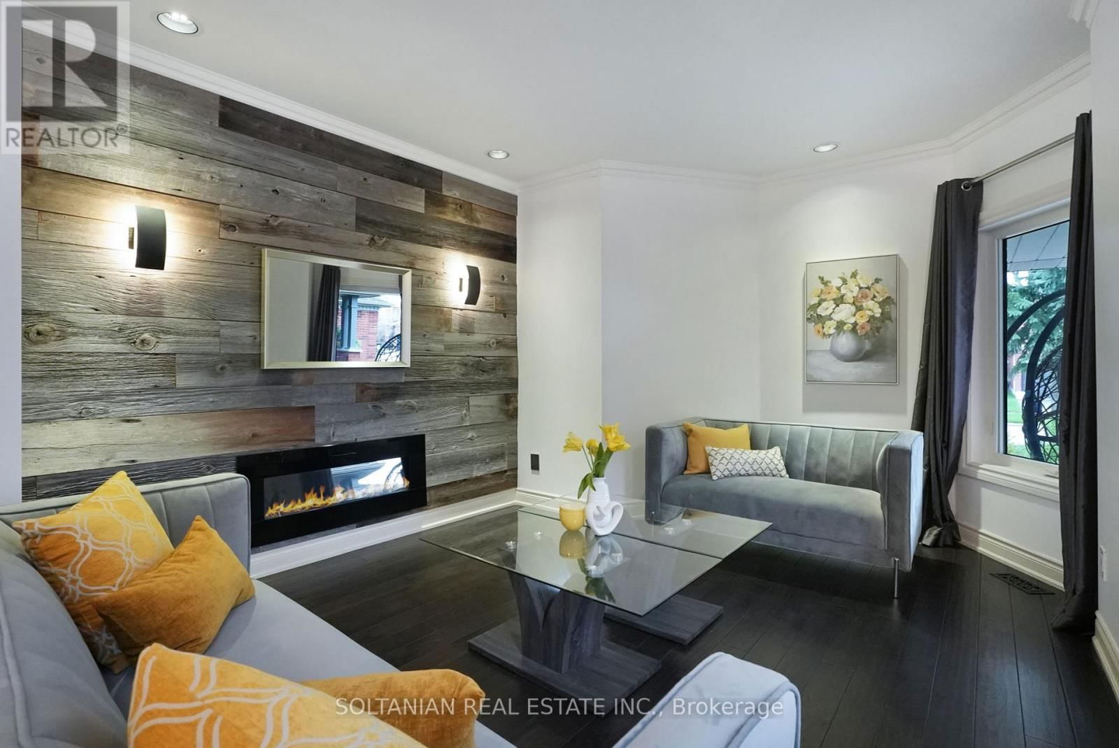 157 BOTHWELL CRESCENT Image 2