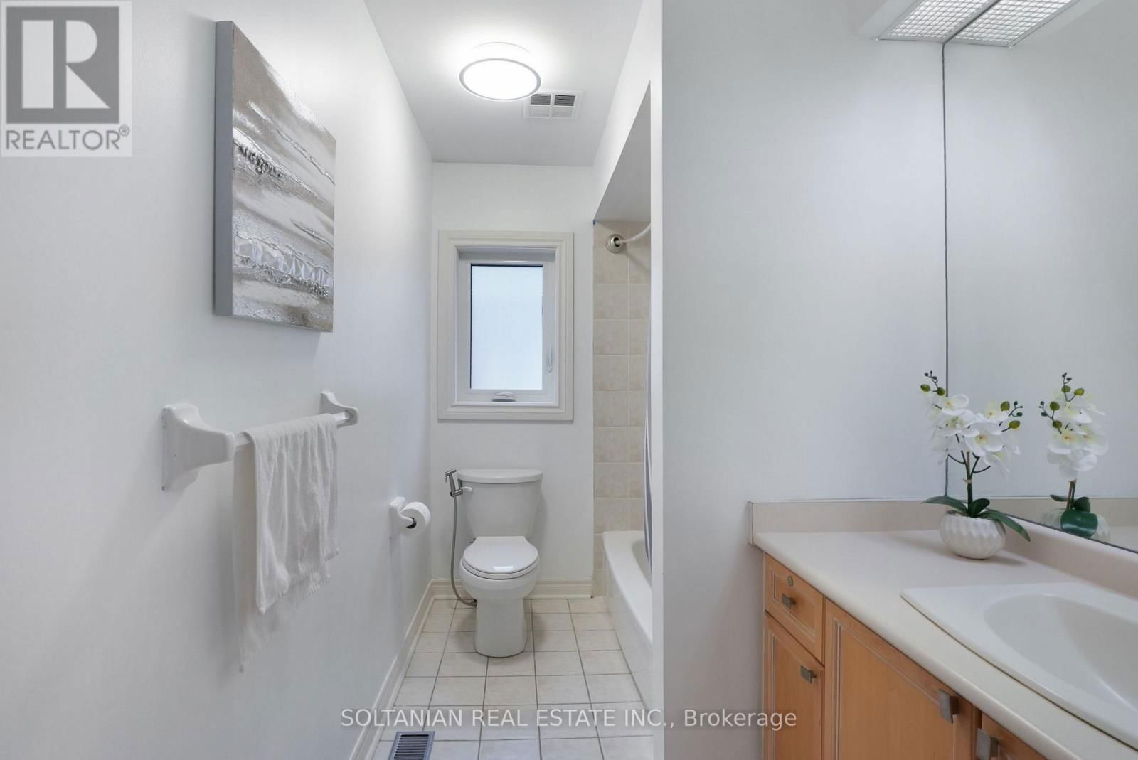 157 BOTHWELL CRESCENT Image 28