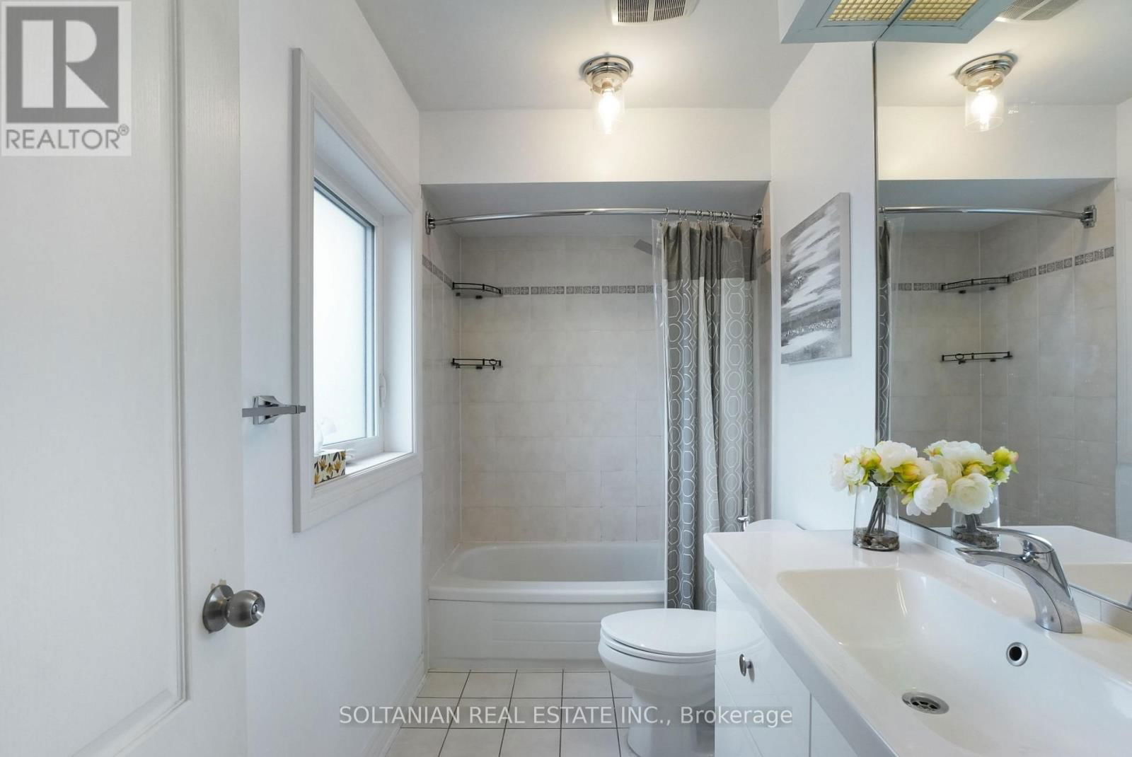 157 BOTHWELL CRESCENT Image 30