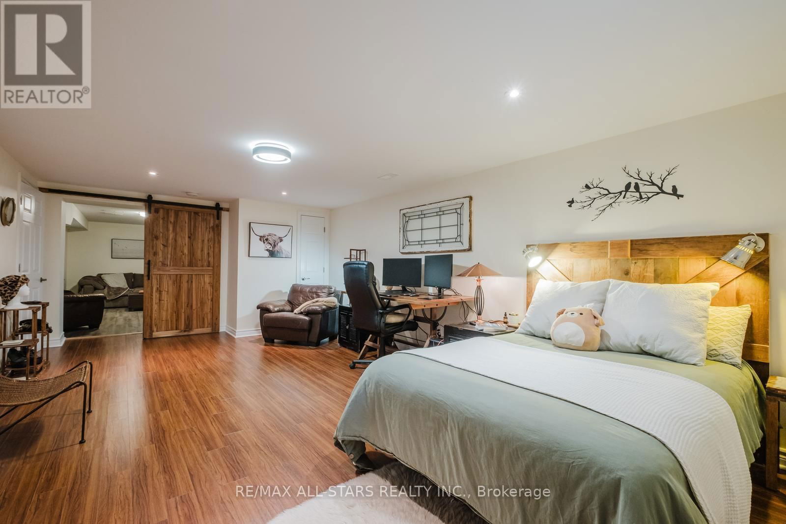 45 FOREHT CRESCENT Image 31