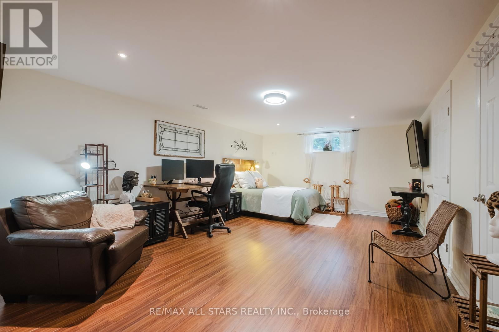 45 FOREHT CRESCENT Image 32