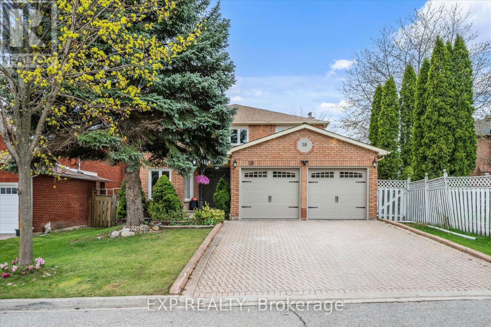10 STRATFORD DRIVE Image 1