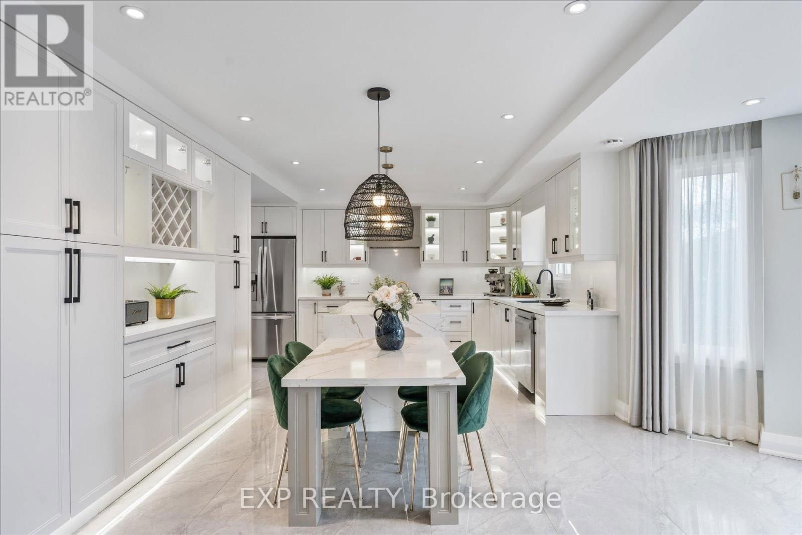 10 STRATFORD DRIVE Image 15