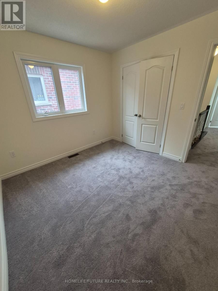 10 GRIEVE STREET Image 21