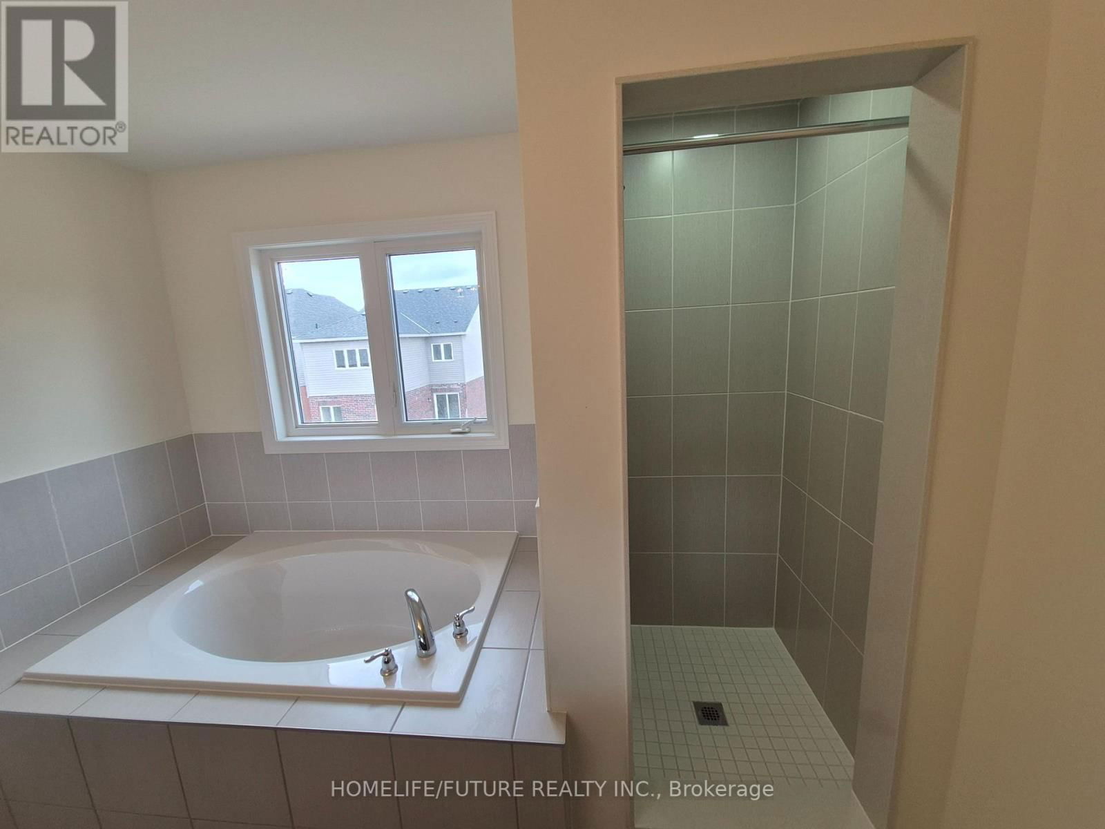 10 GRIEVE STREET Image 26