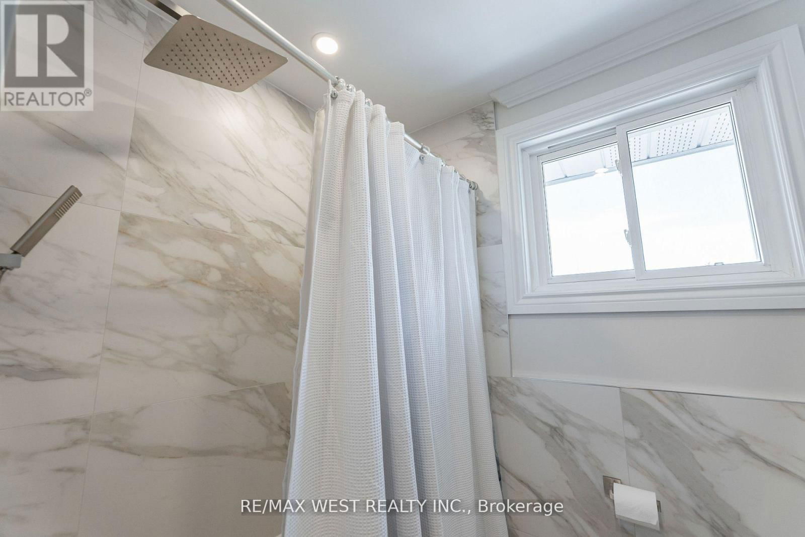 130 SPRUCE AVENUE Image 17