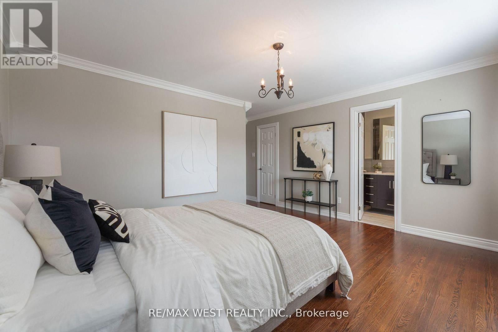 130 SPRUCE AVENUE Image 21