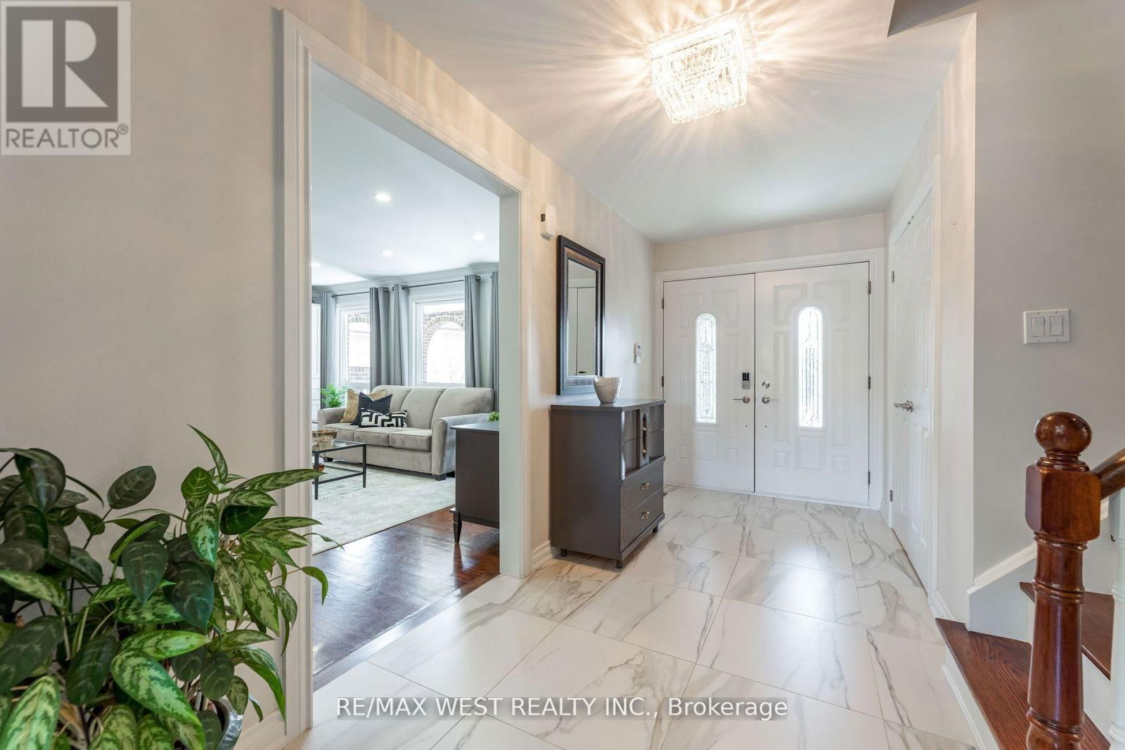 130 SPRUCE AVENUE Image 4