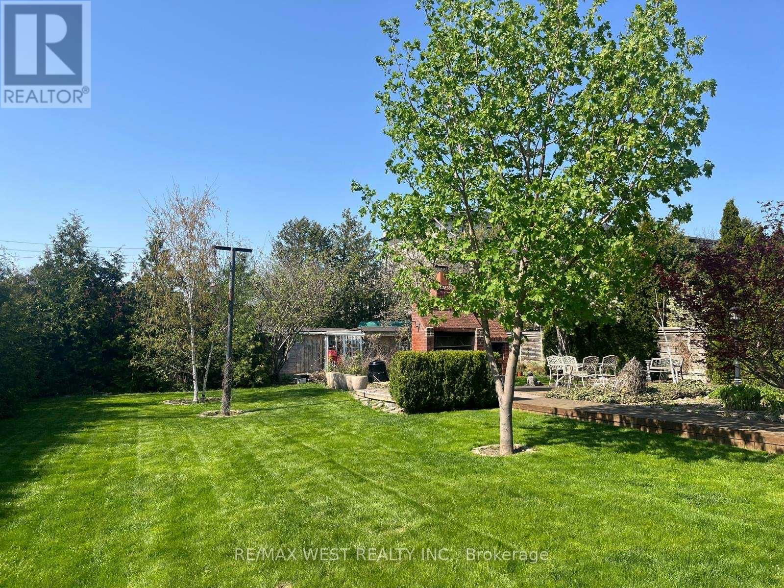 130 SPRUCE AVENUE Image 45