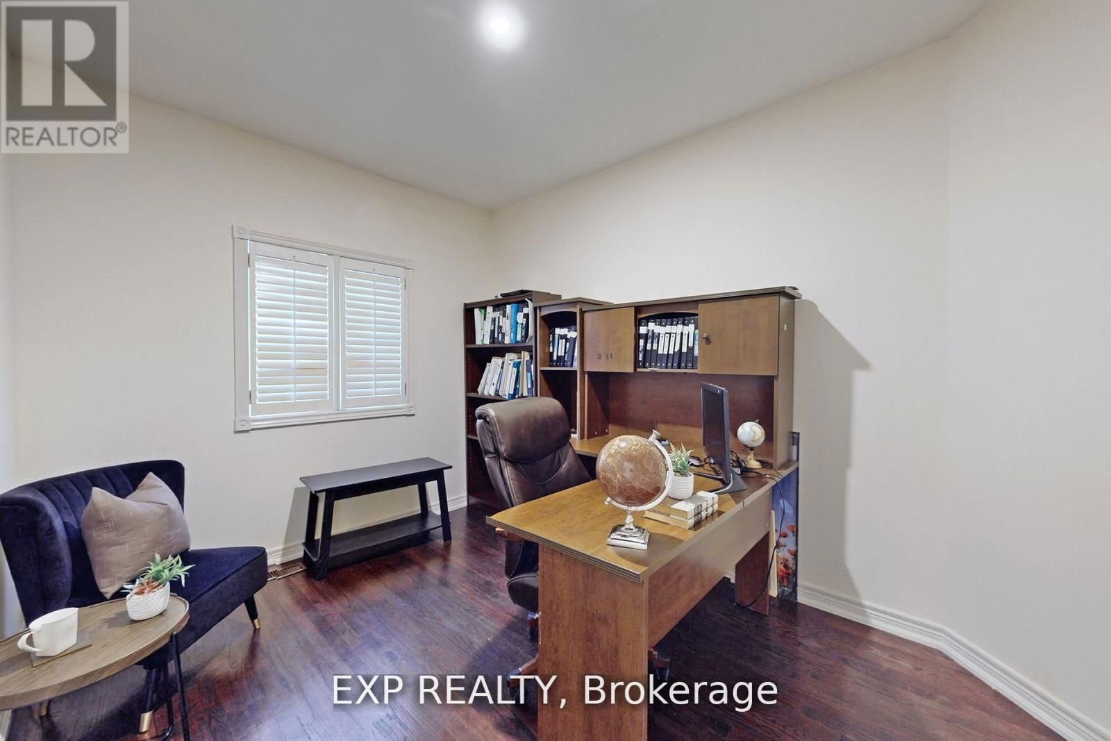 53 ALPHA COURT Image 13
