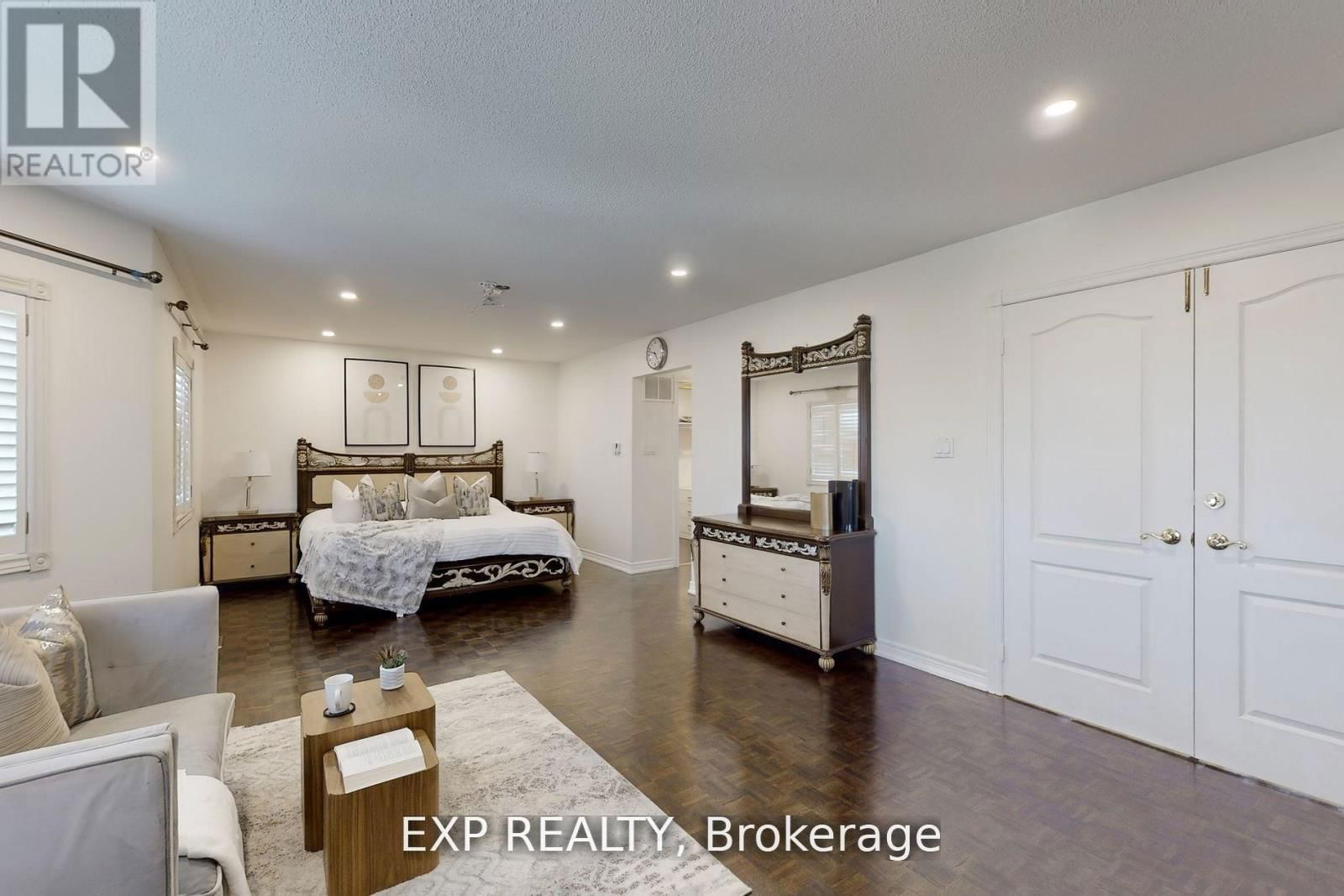 53 ALPHA COURT Image 16