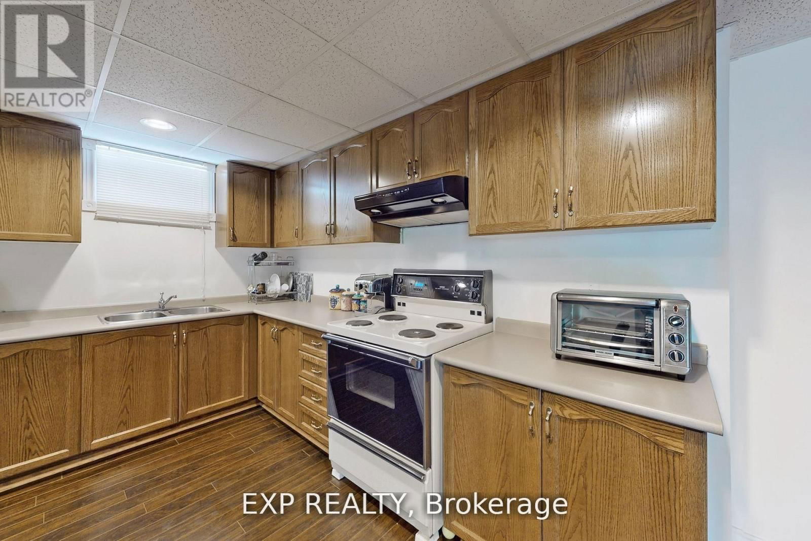 53 ALPHA COURT Image 26