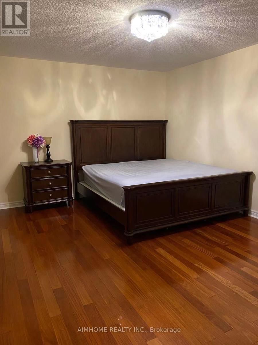 61 TEN OAKS BOULEVARD Image 12