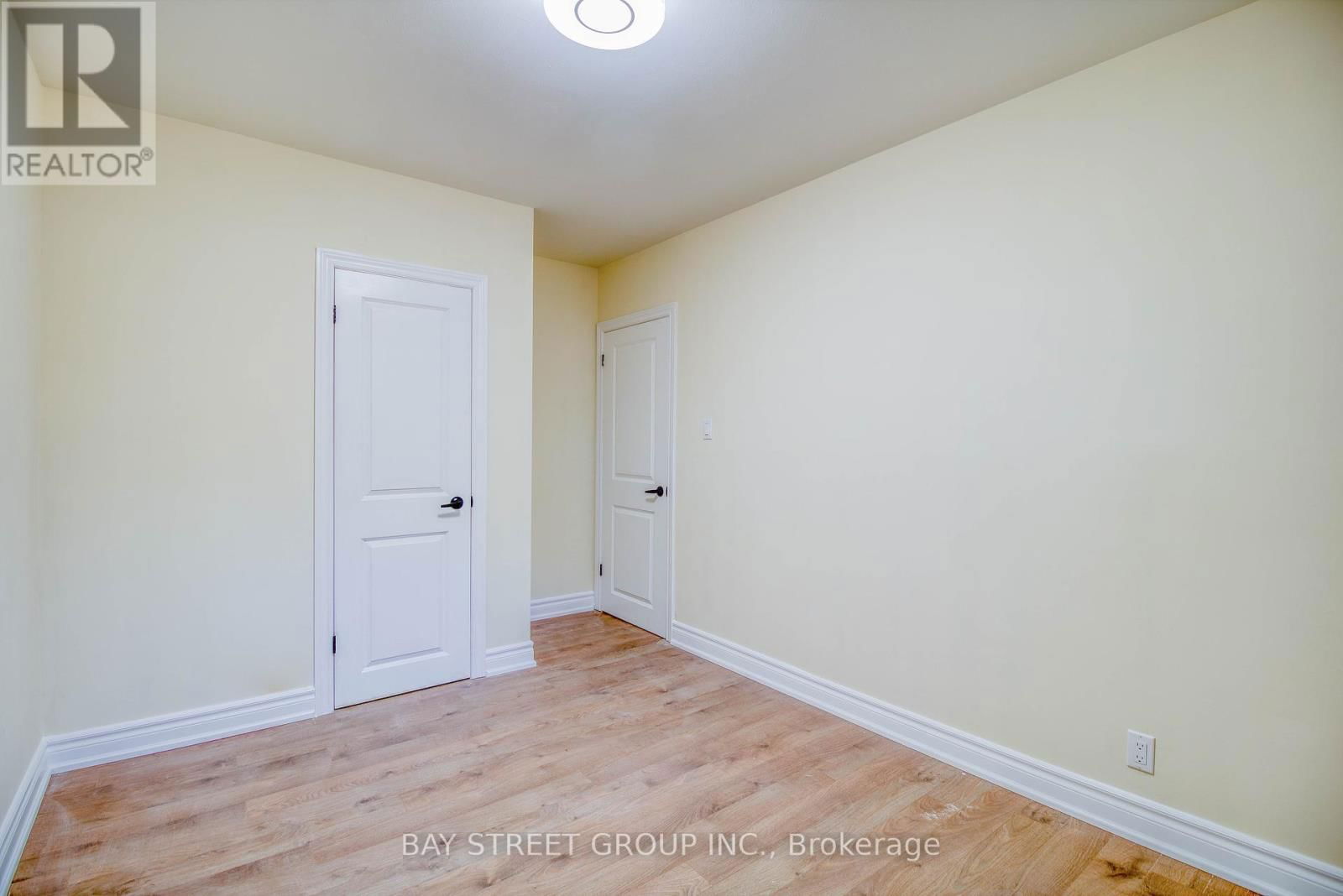 65 DAVIS ROAD Image 20