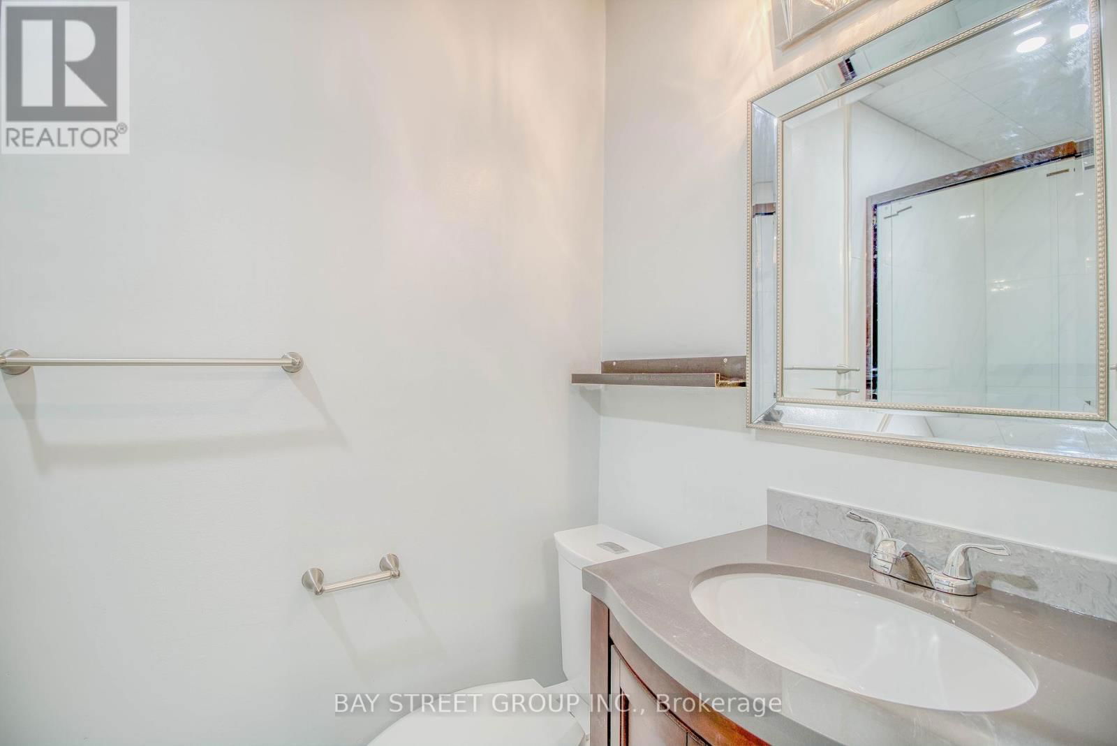 65 DAVIS ROAD Image 24