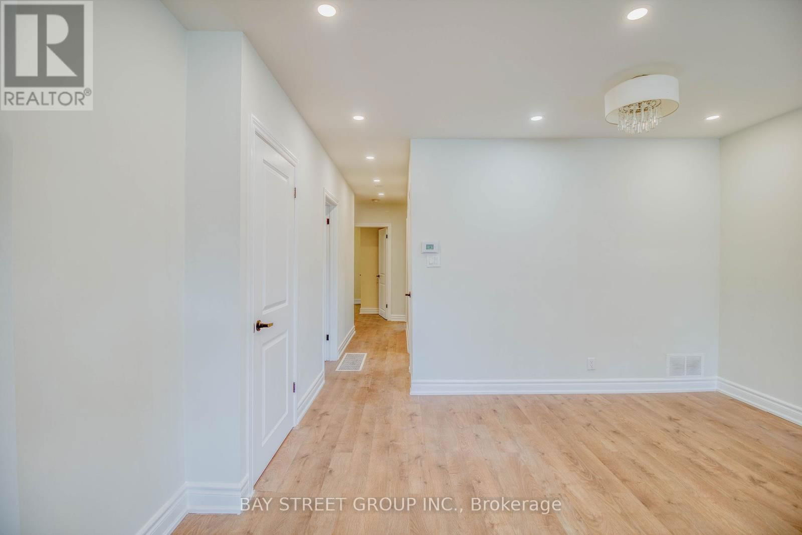 65 DAVIS ROAD Image 6
