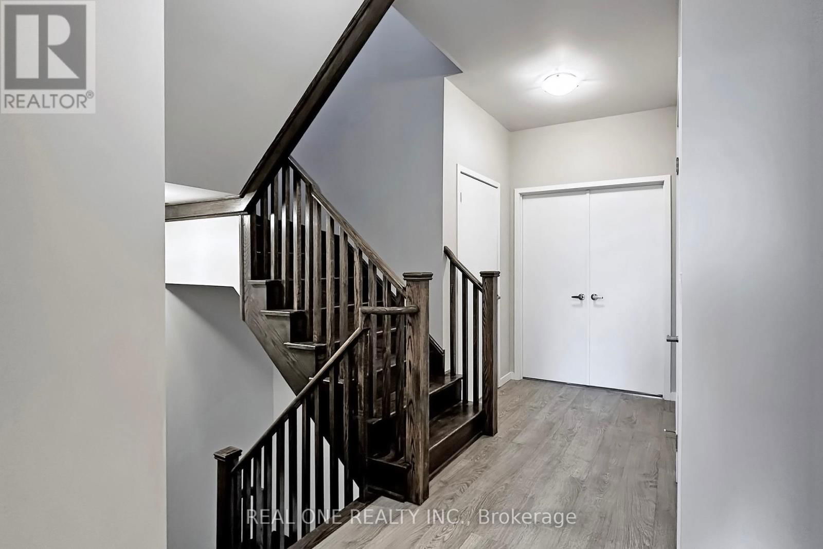 240 ELYSE COURT Image 18