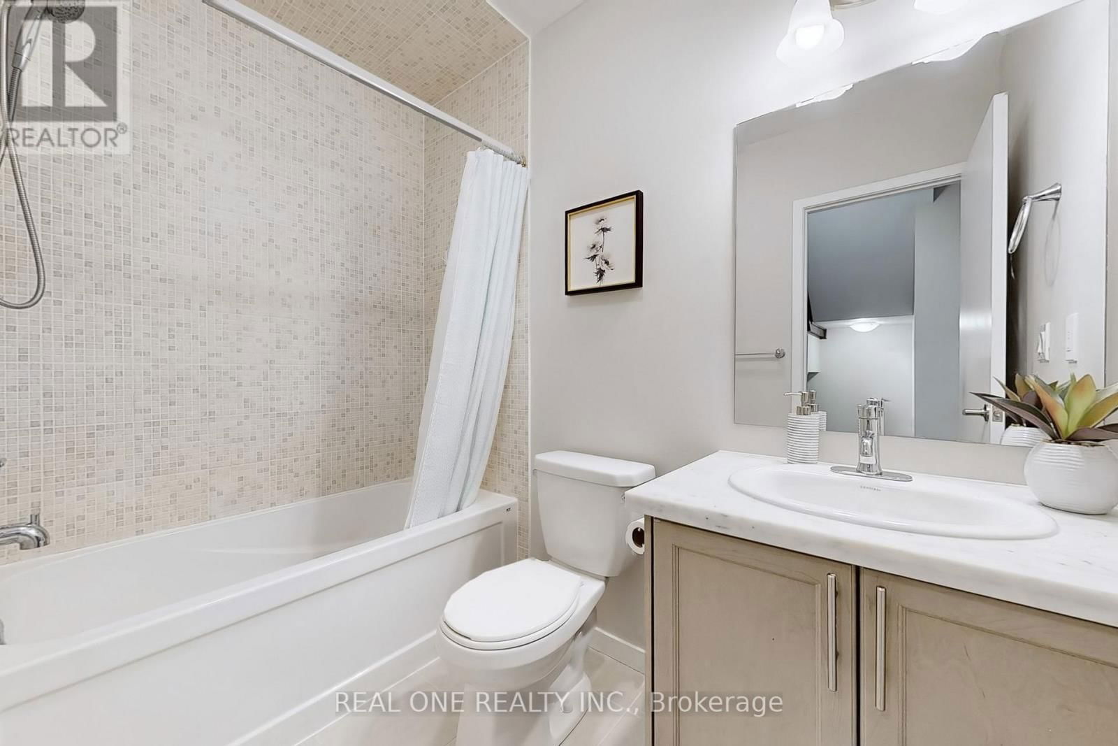 240 ELYSE COURT Image 27