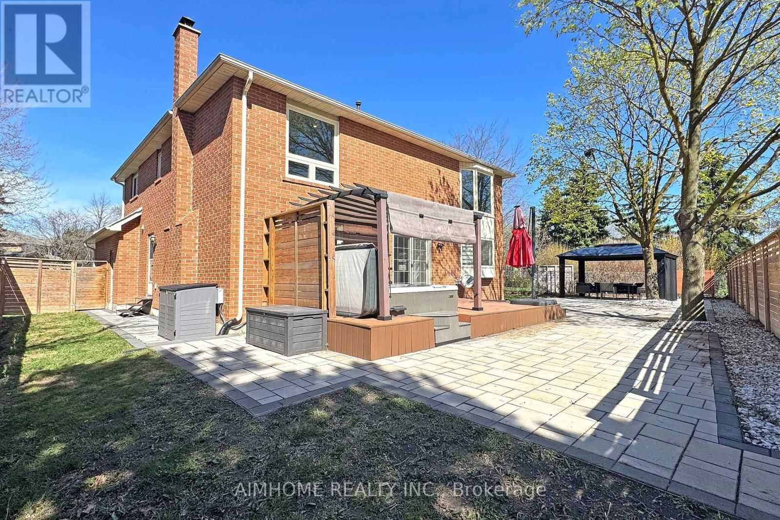 24 TILMAN CIRCLE Image 42