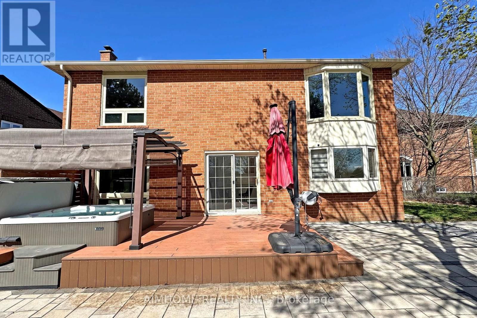 24 TILMAN CIRCLE Image 43