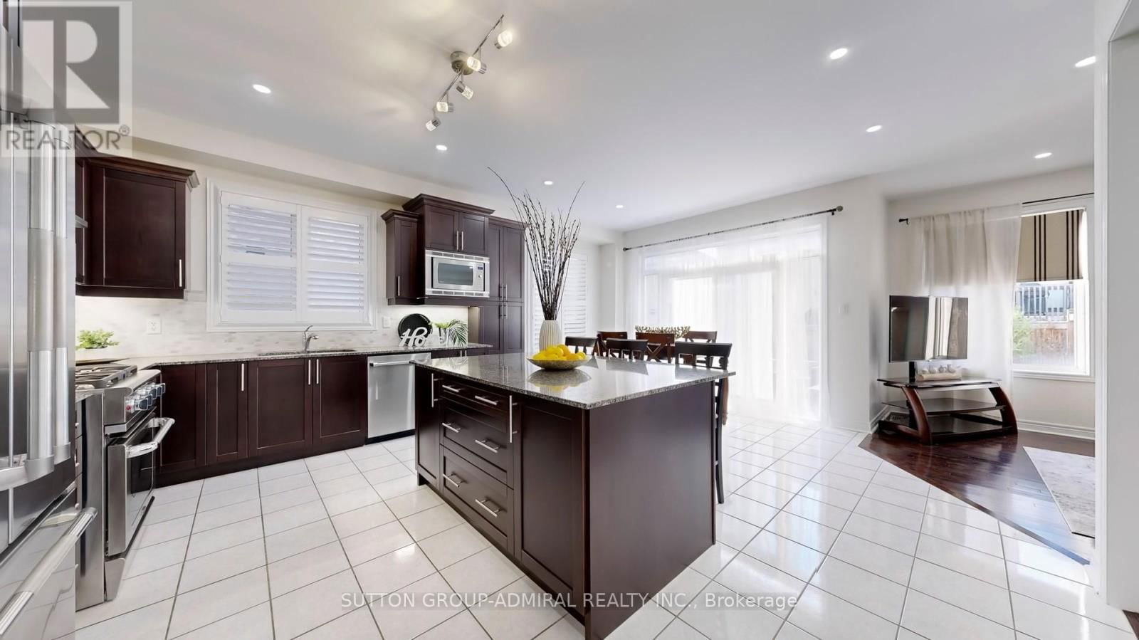 186 ASCALON DRIVE Image 14