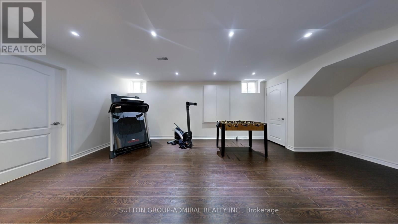 186 ASCALON DRIVE Image 29