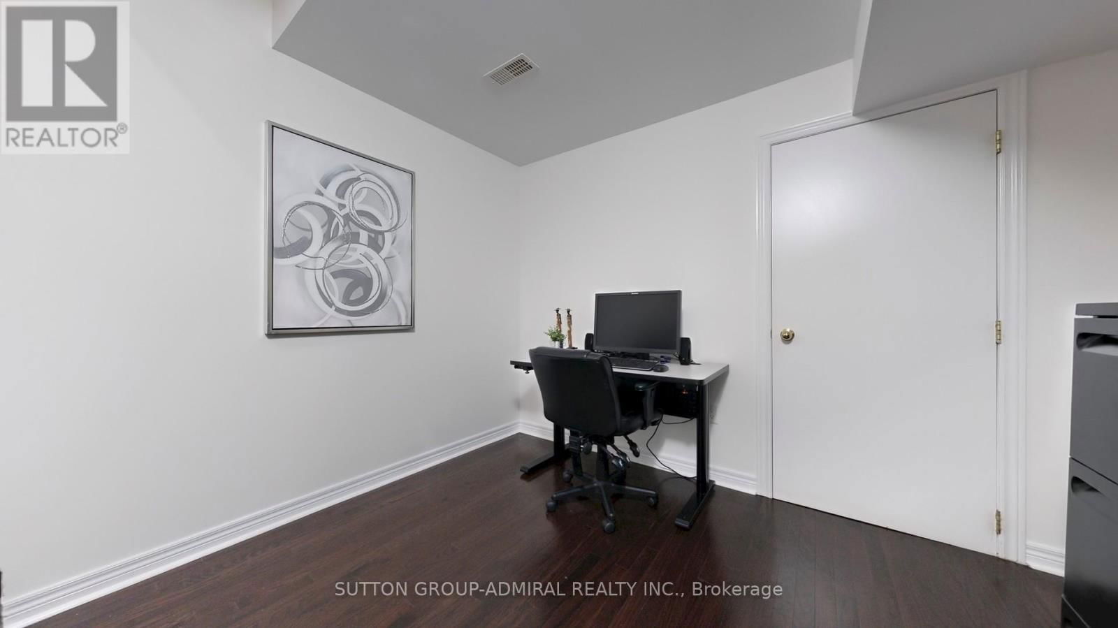 186 ASCALON DRIVE Image 35