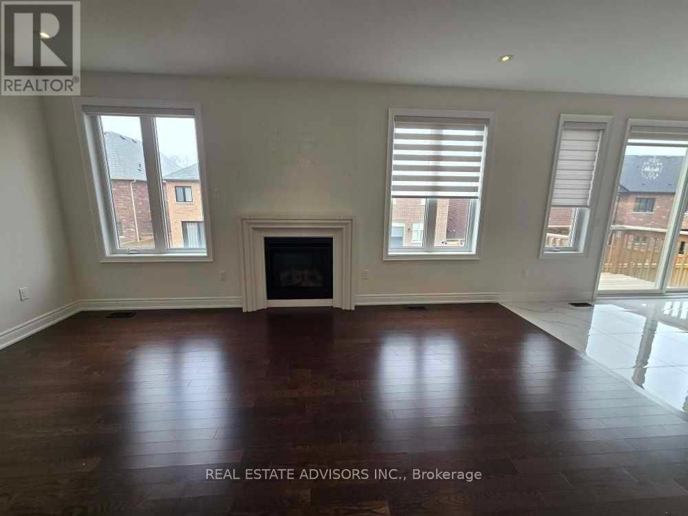 135 BEN SINCLAIR AVENUE Image 11