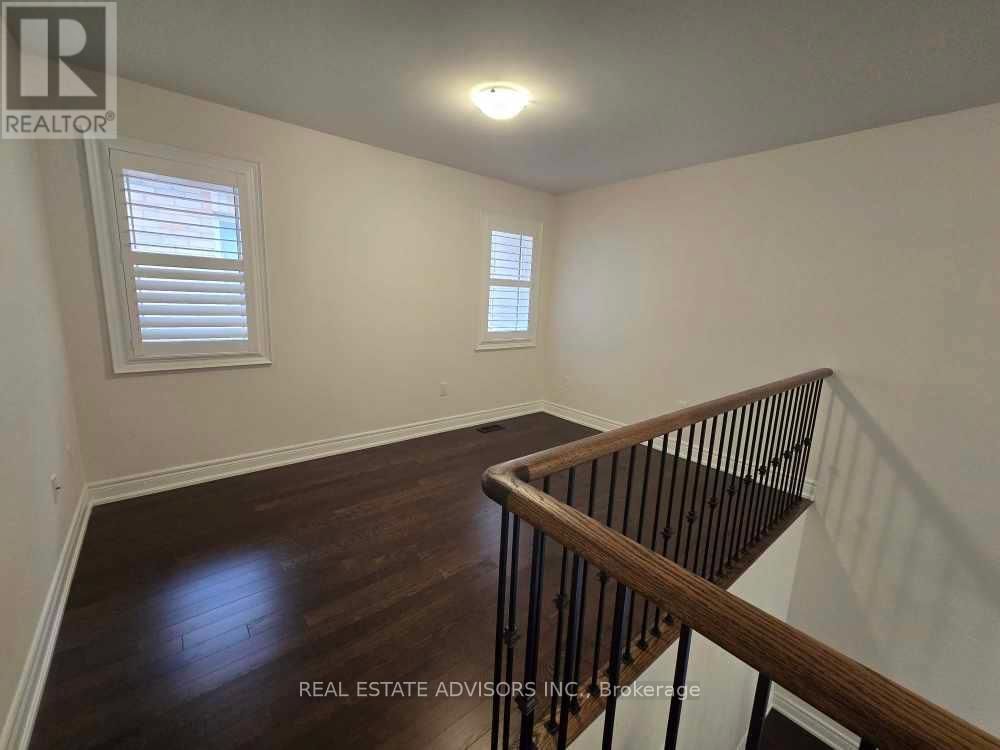 135 BEN SINCLAIR AVENUE Image 14