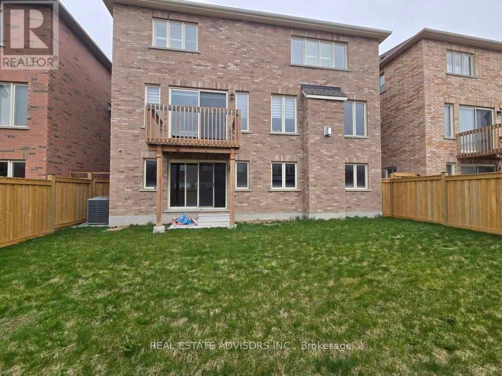 135 BEN SINCLAIR AVENUE Image 35