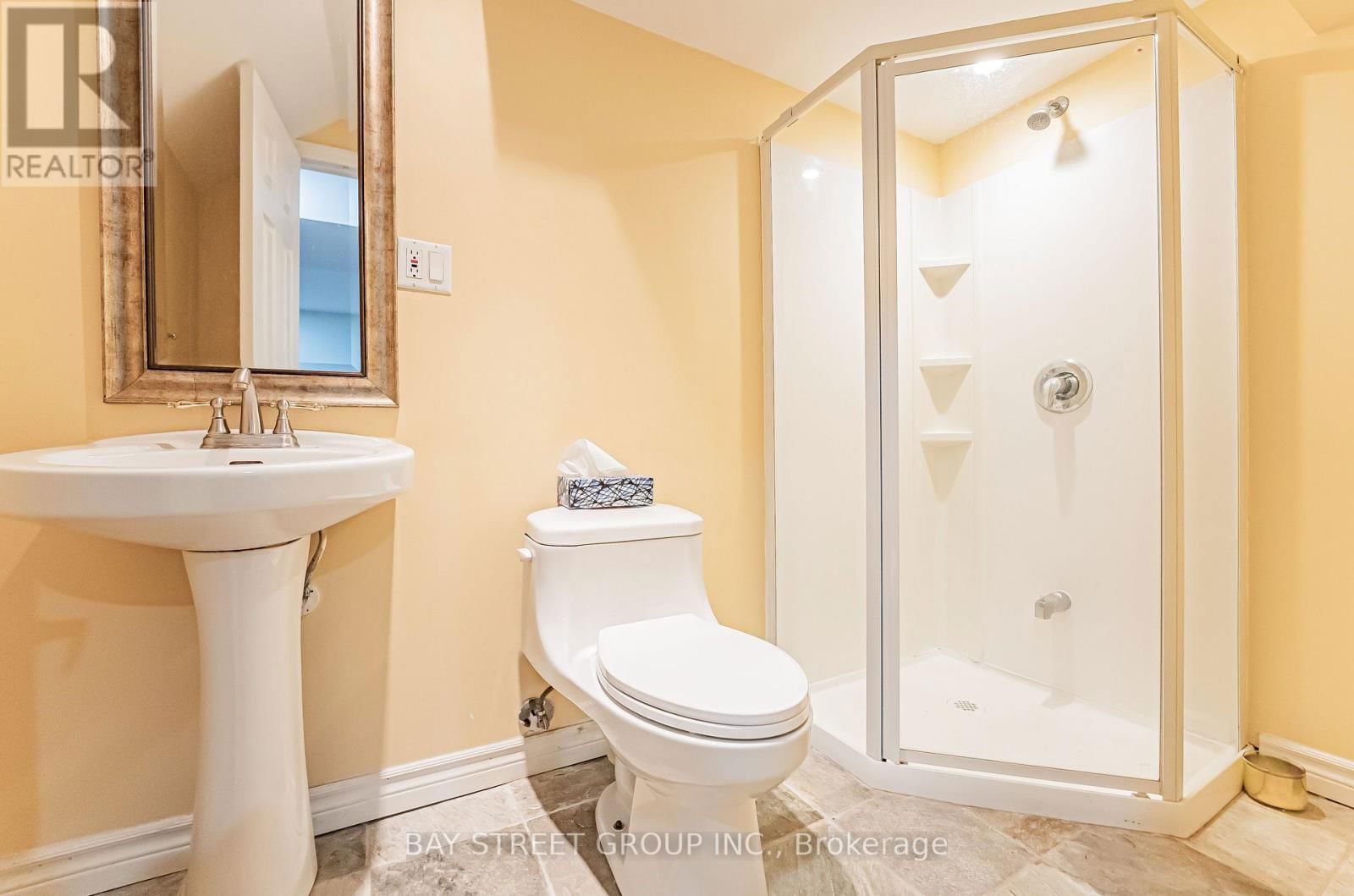 34 FERRAH STREET Image 28