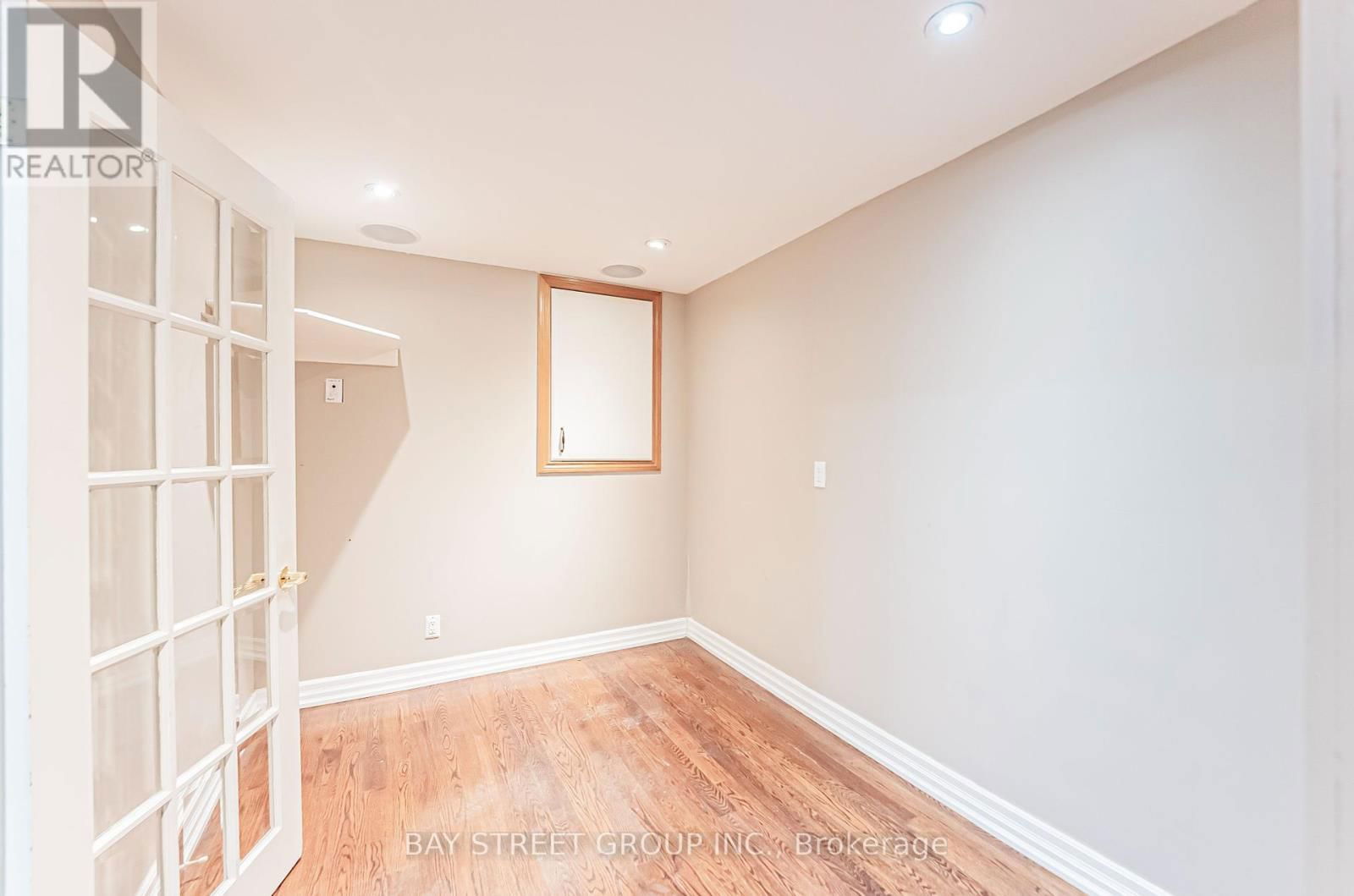 34 FERRAH STREET Image 29