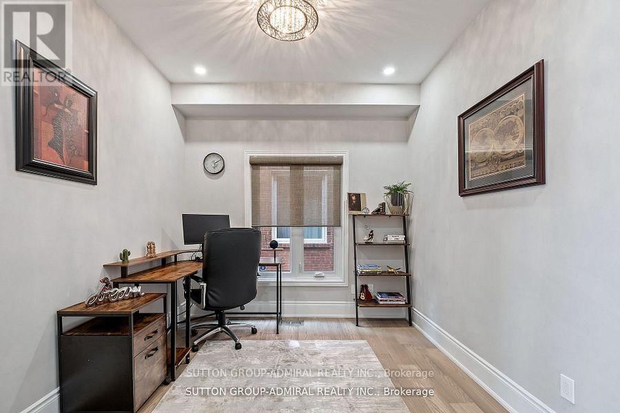 45 INGLEWOOD AVENUE Image 16